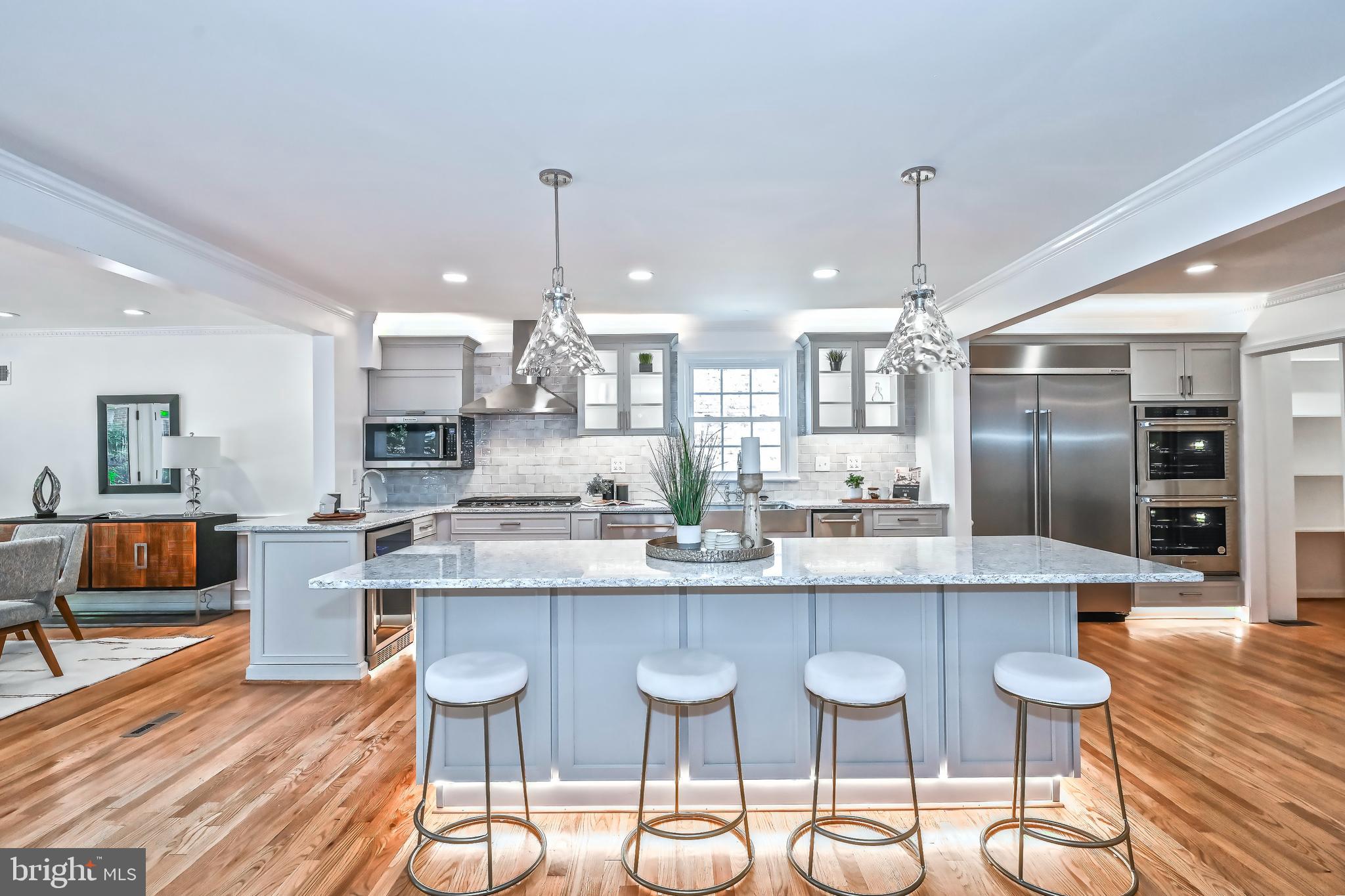 WESTMORELAND HILLS - Residential