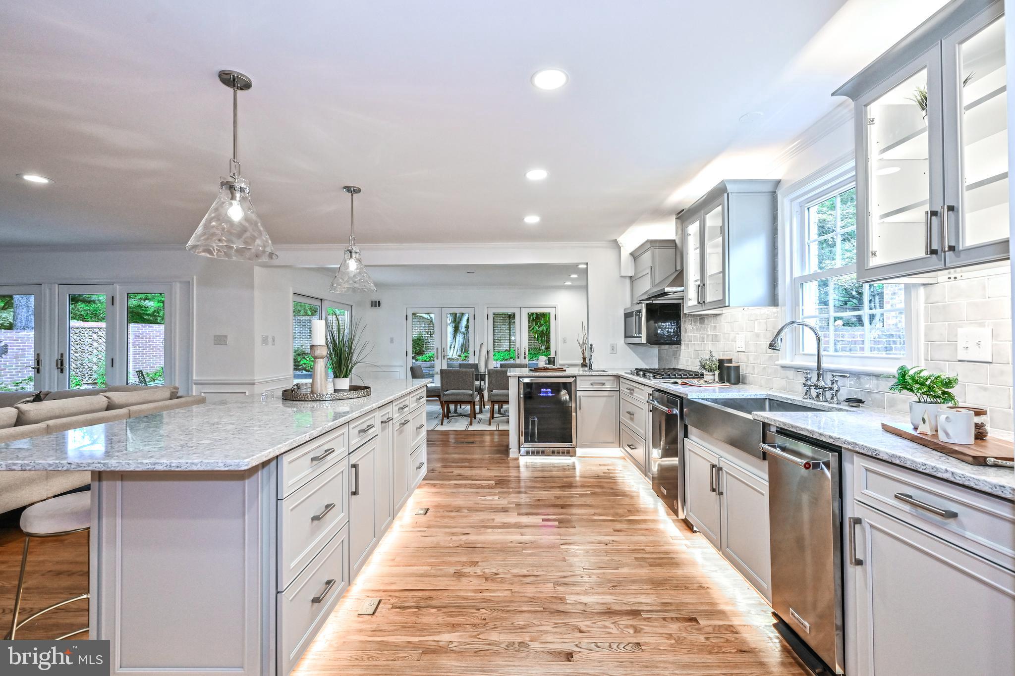 WESTMORELAND HILLS - Residential