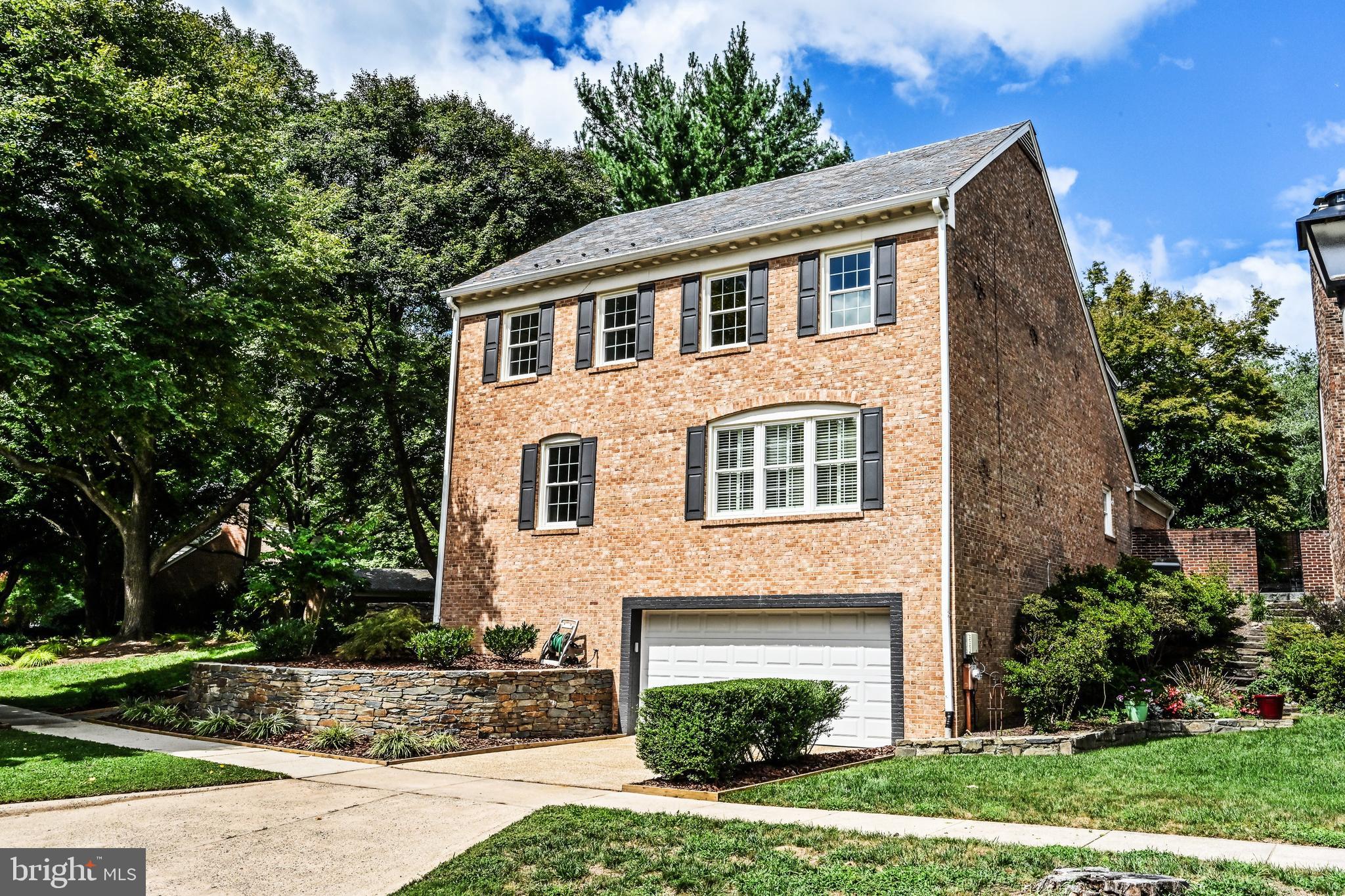 WESTMORELAND HILLS - Residential