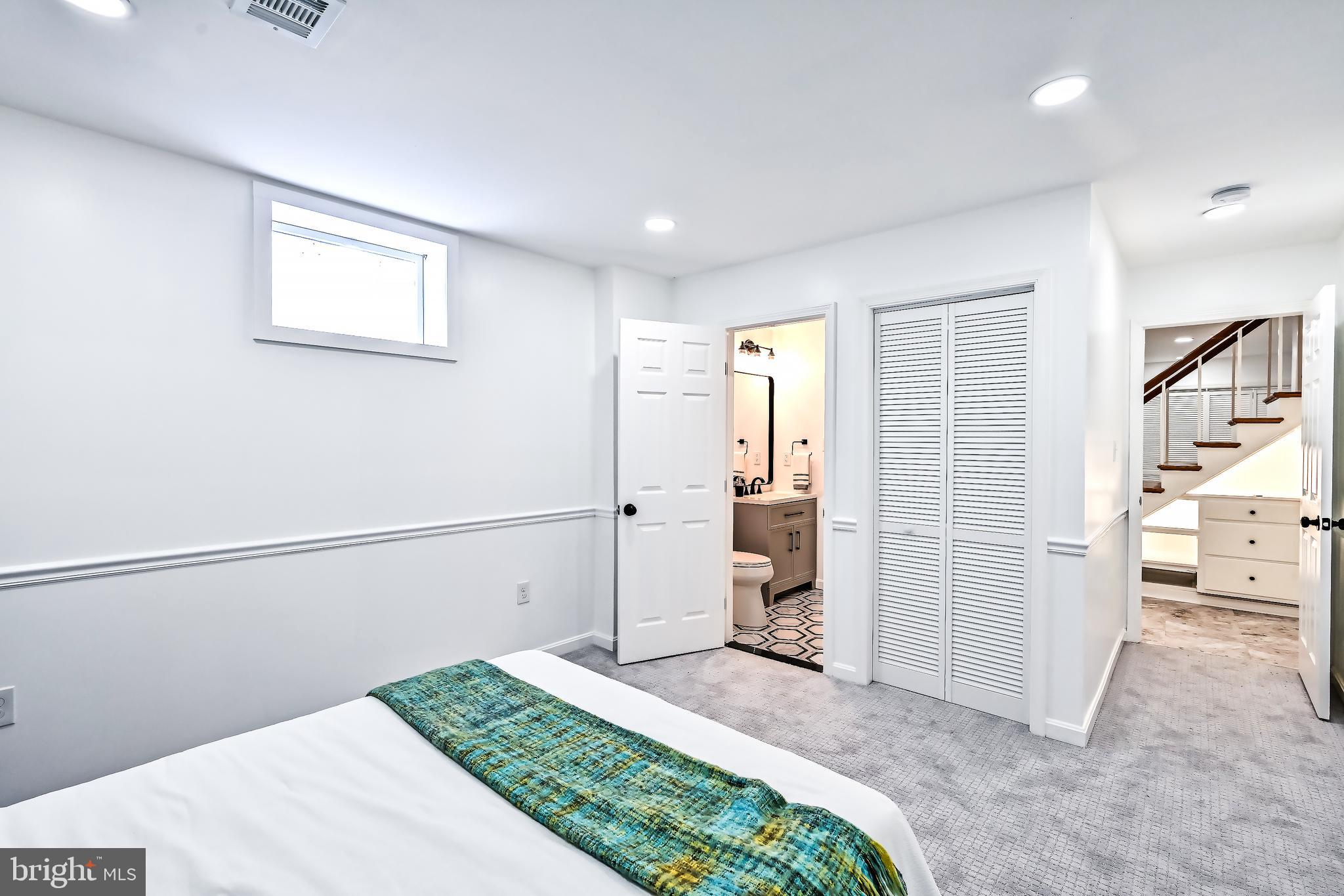 WESTMORELAND HILLS - Residential