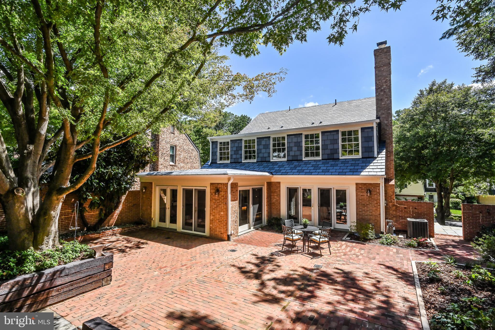 WESTMORELAND HILLS - Residential