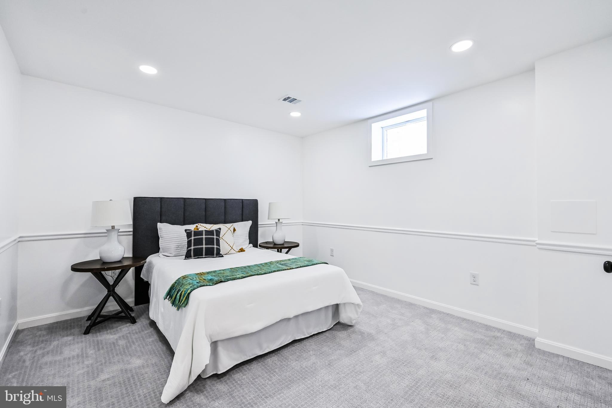 WESTMORELAND HILLS - Residential