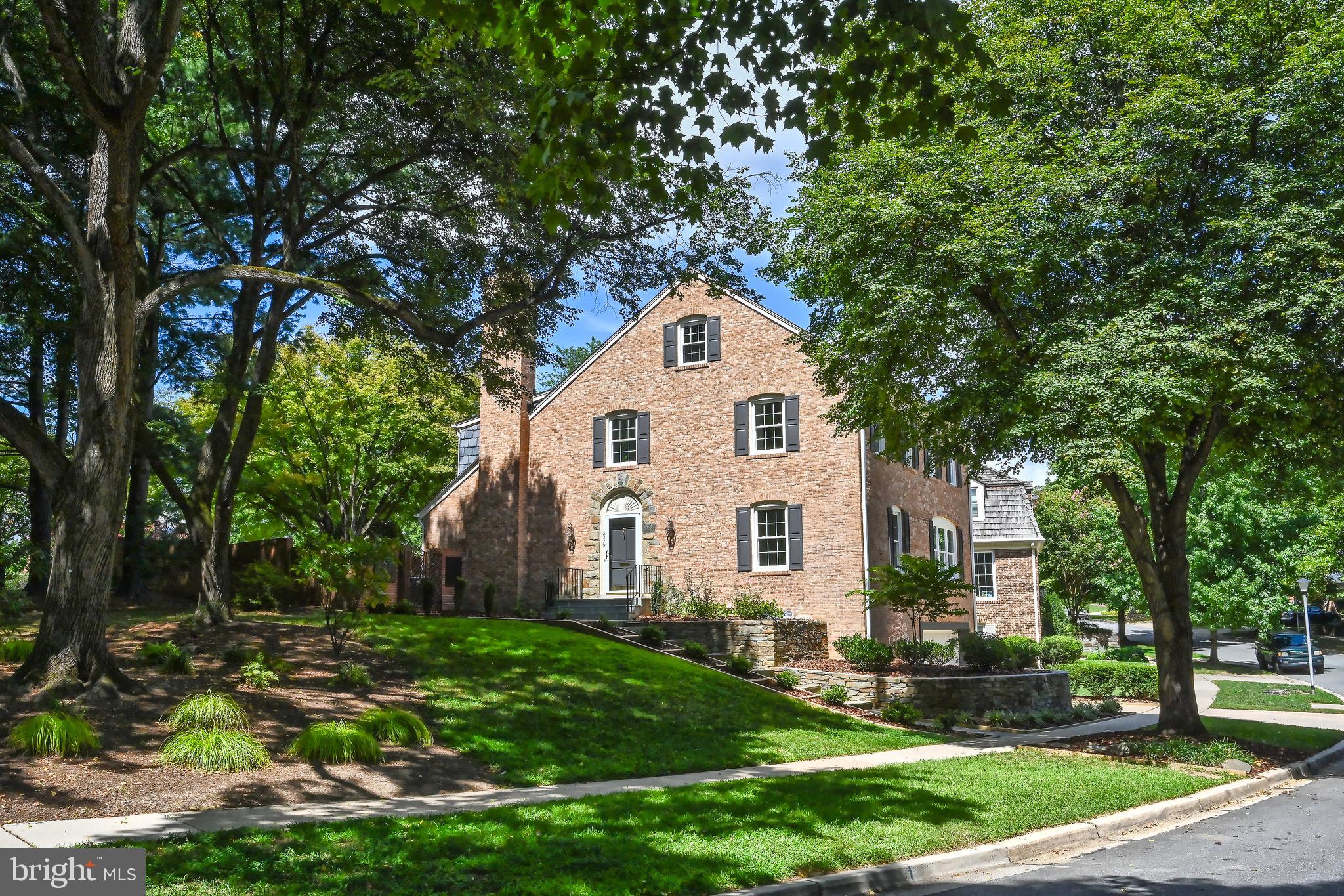 WESTMORELAND HILLS - Residential