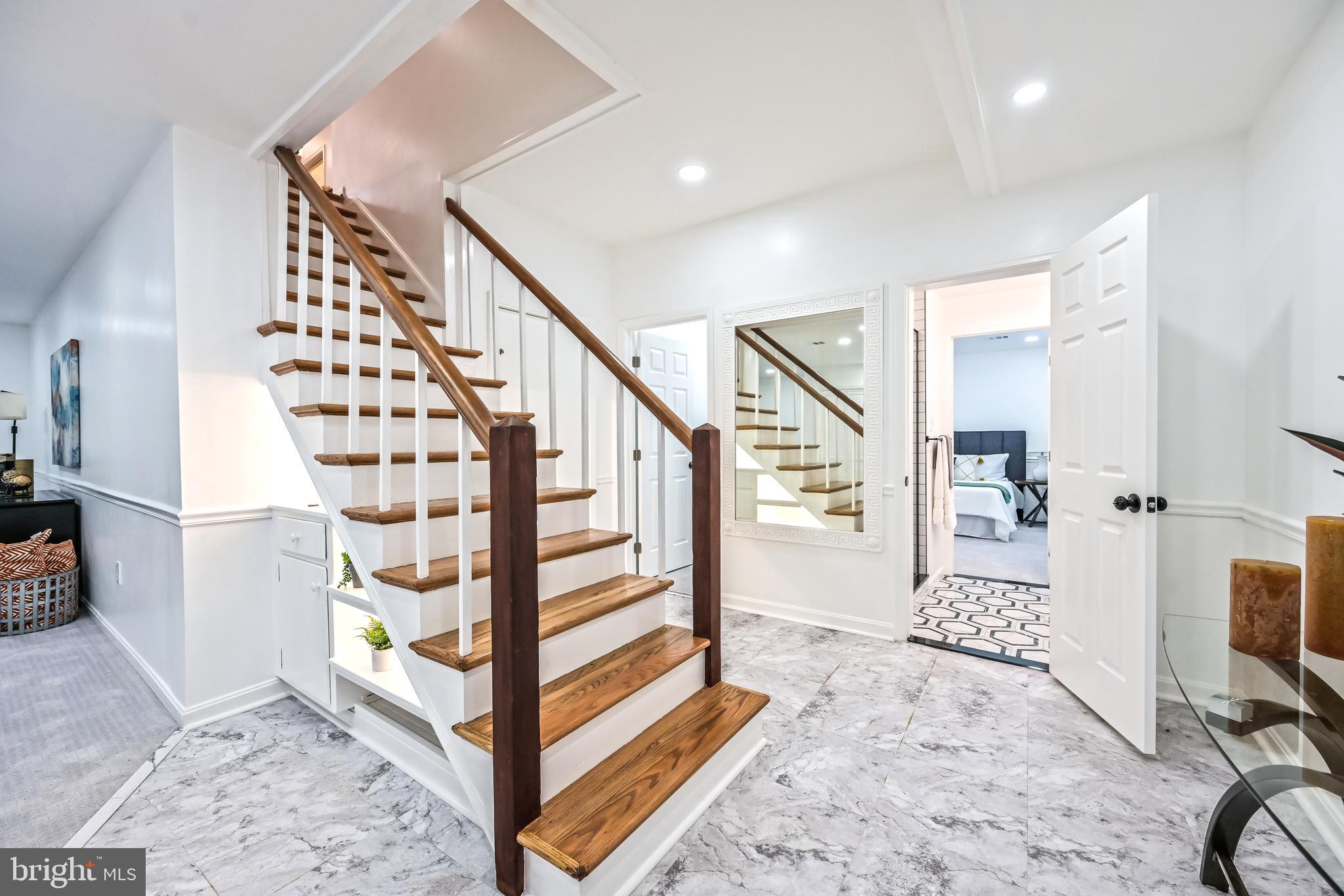 WESTMORELAND HILLS - Residential