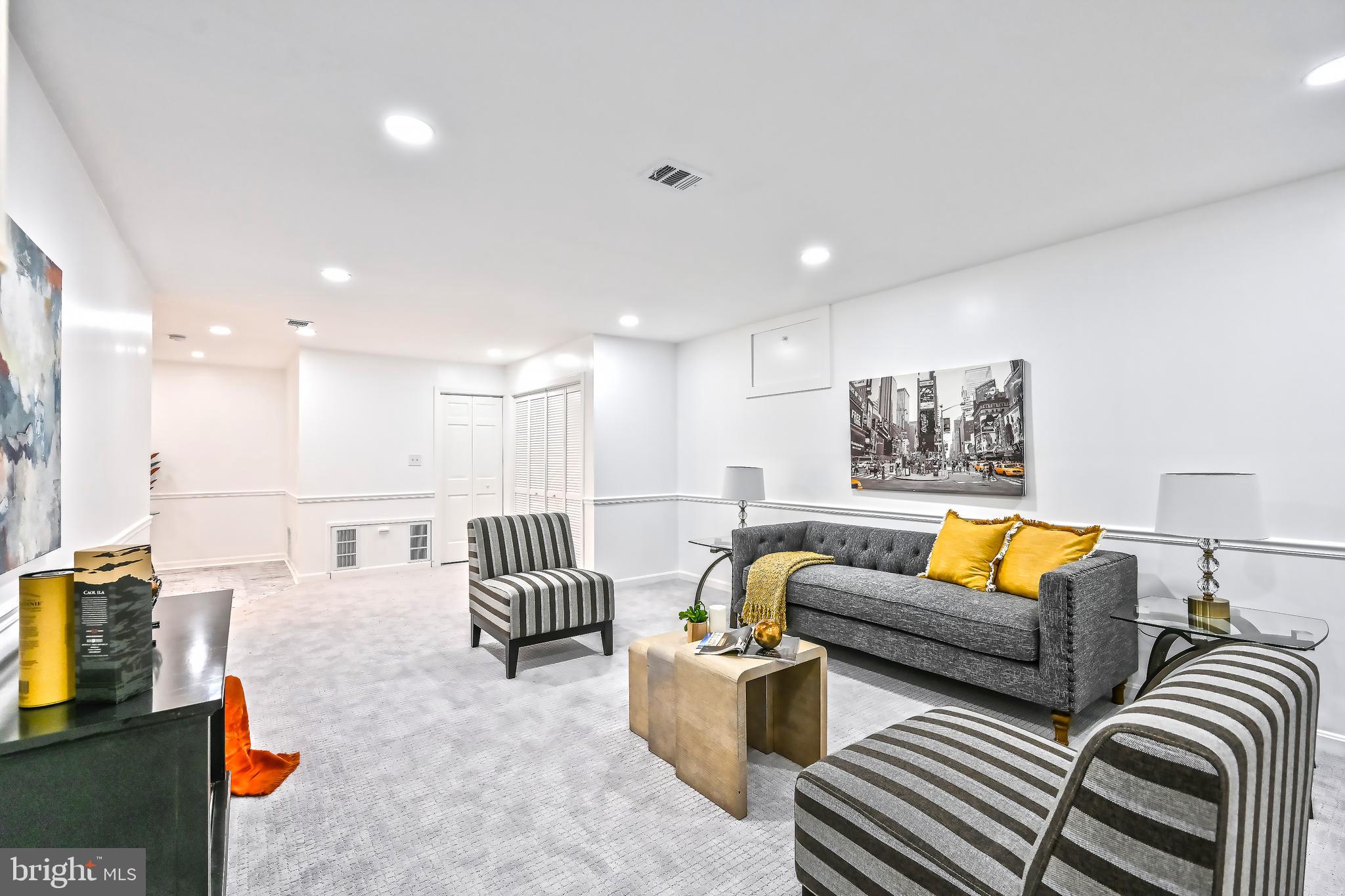 WESTMORELAND HILLS - Residential