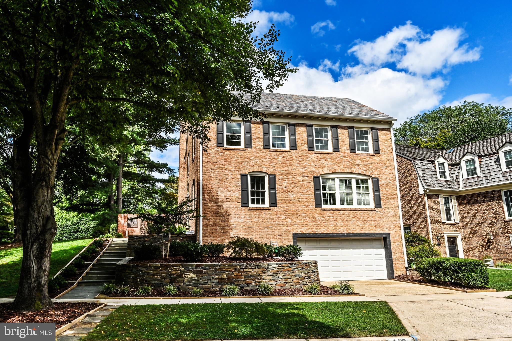 WESTMORELAND HILLS - Residential