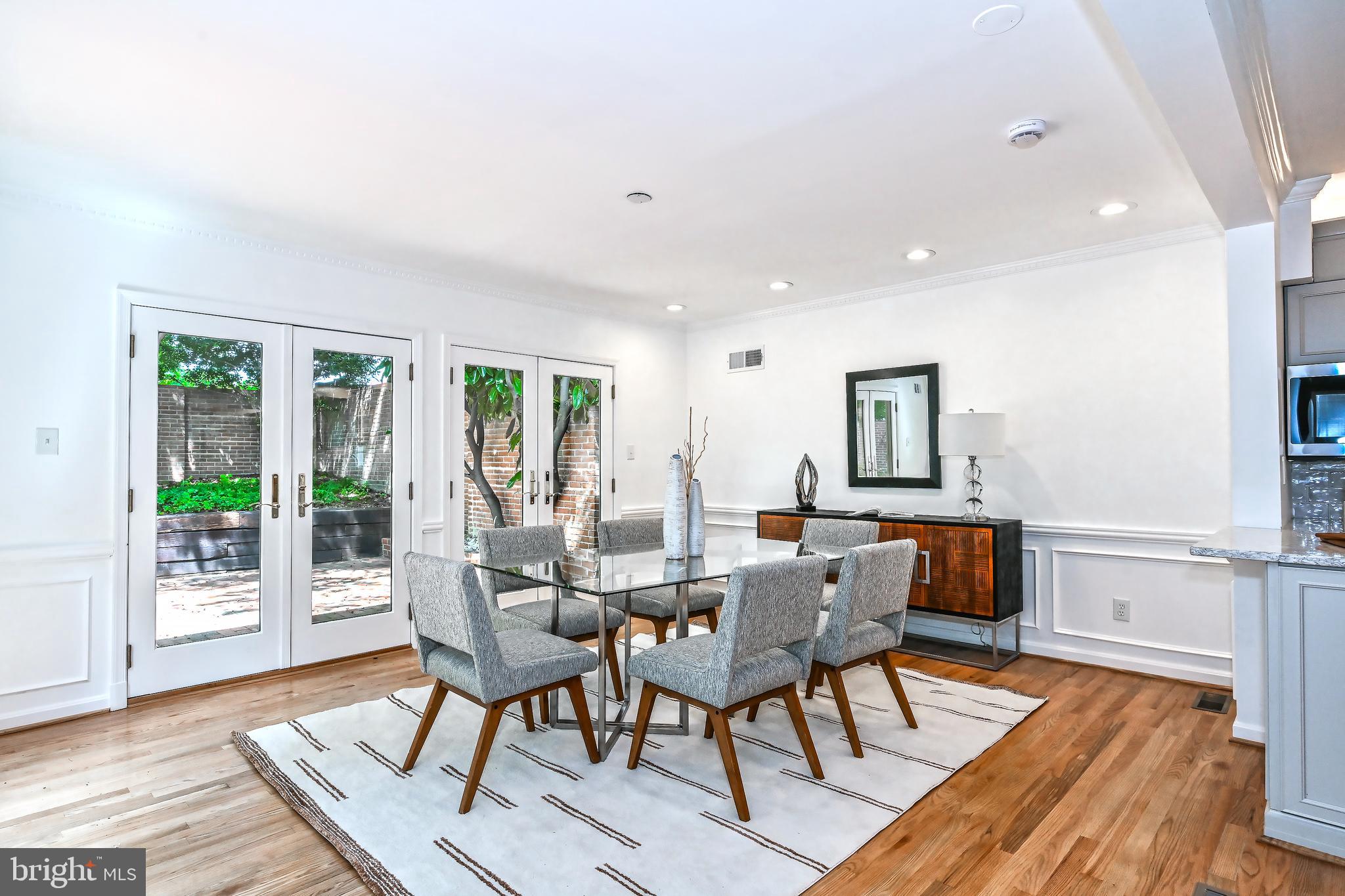 WESTMORELAND HILLS - Residential