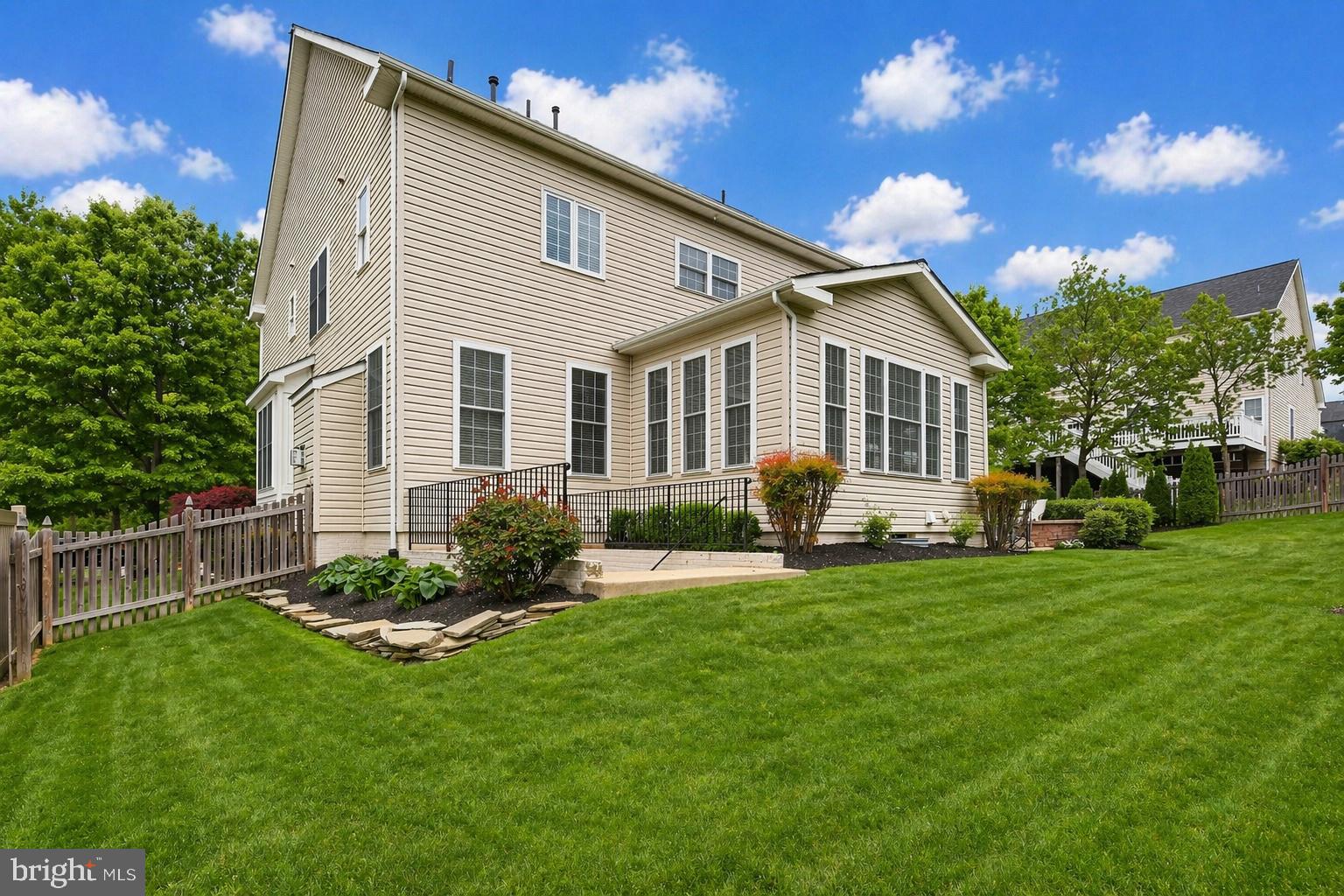 CHAPEL GROVE - Residential