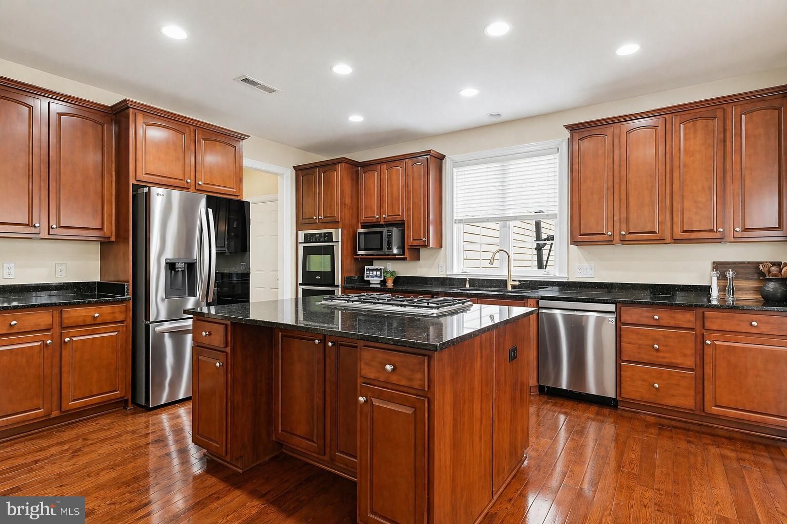 CHAPEL GROVE - Residential