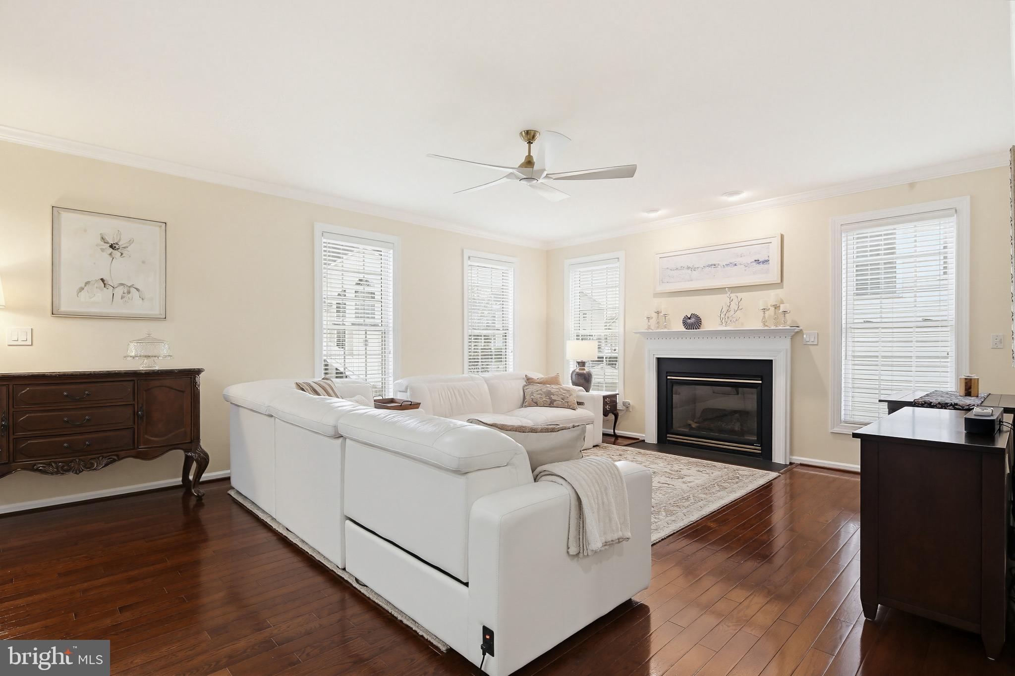 CHAPEL GROVE - Residential