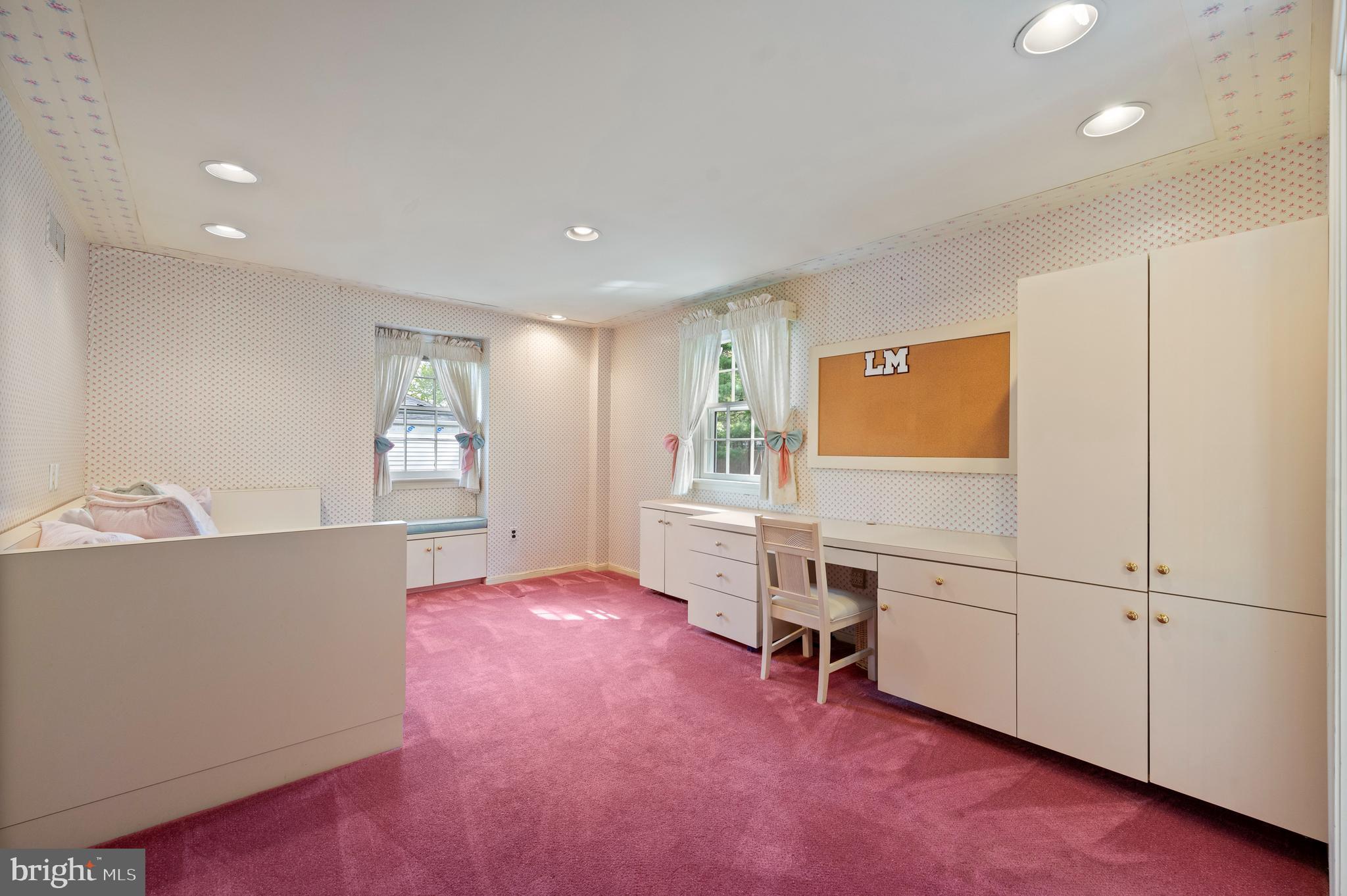 WYNNEWOOD - Residential