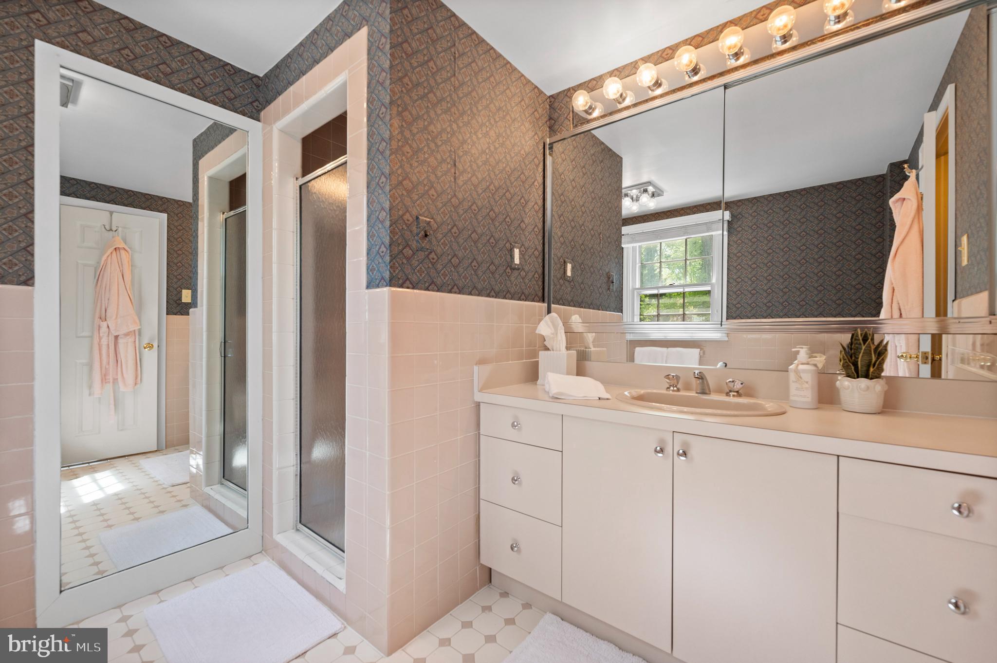 WYNNEWOOD - Residential