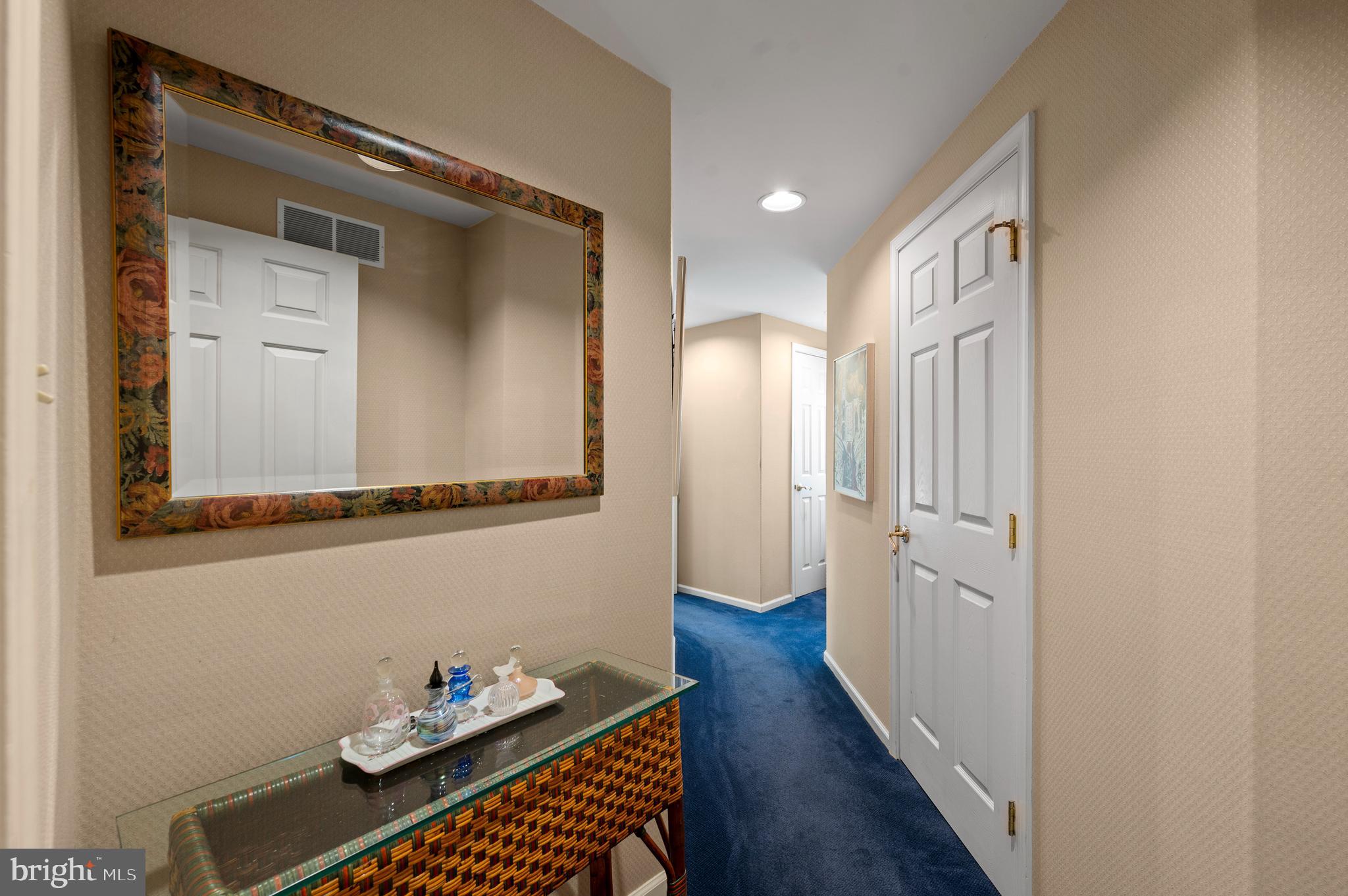 WYNNEWOOD - Residential