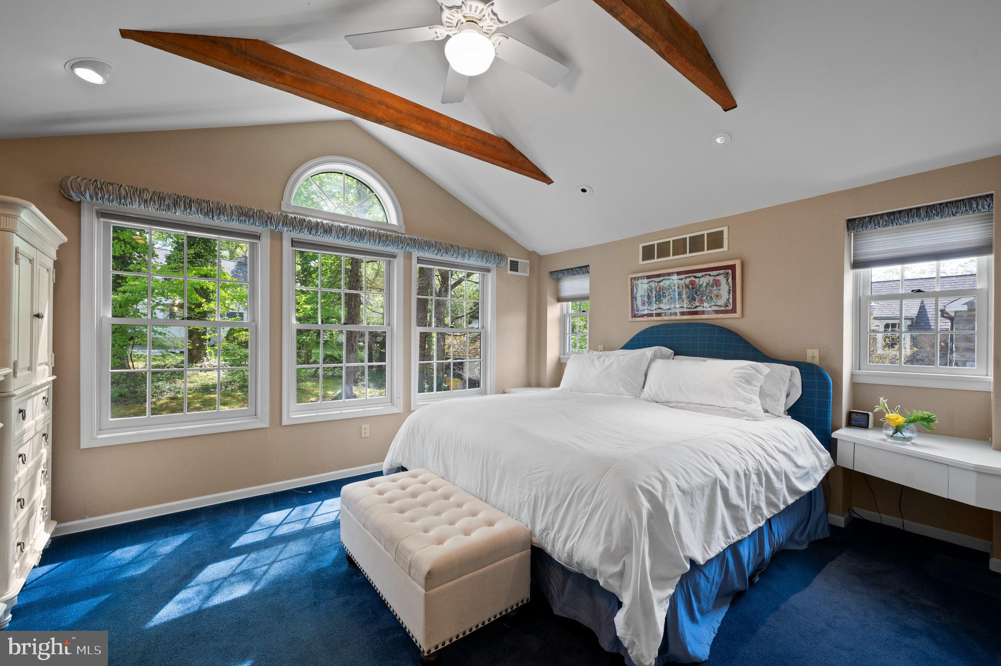 WYNNEWOOD - Residential