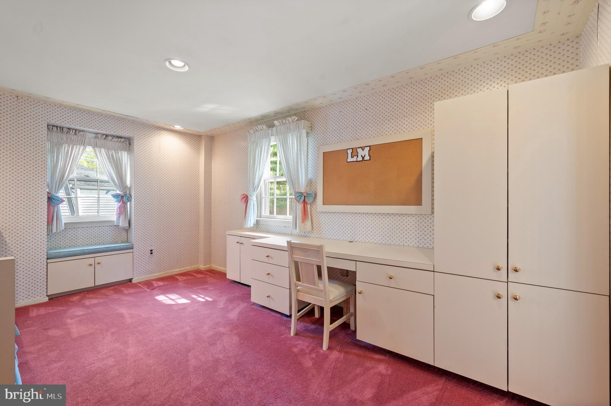 WYNNEWOOD - Residential