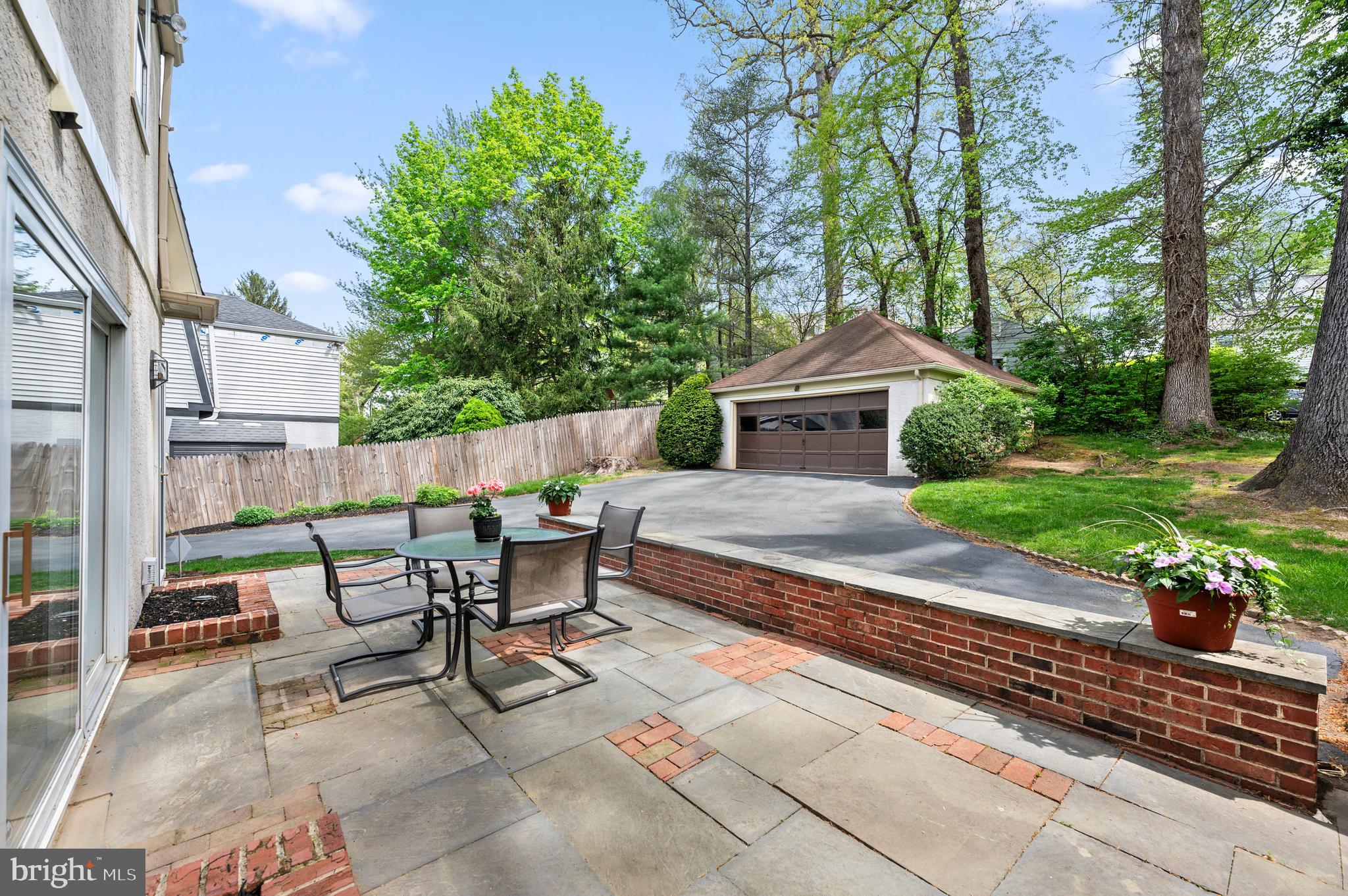 WYNNEWOOD - Residential