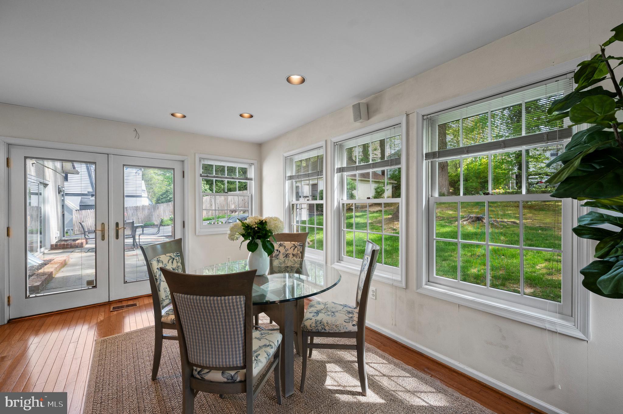 WYNNEWOOD - Residential