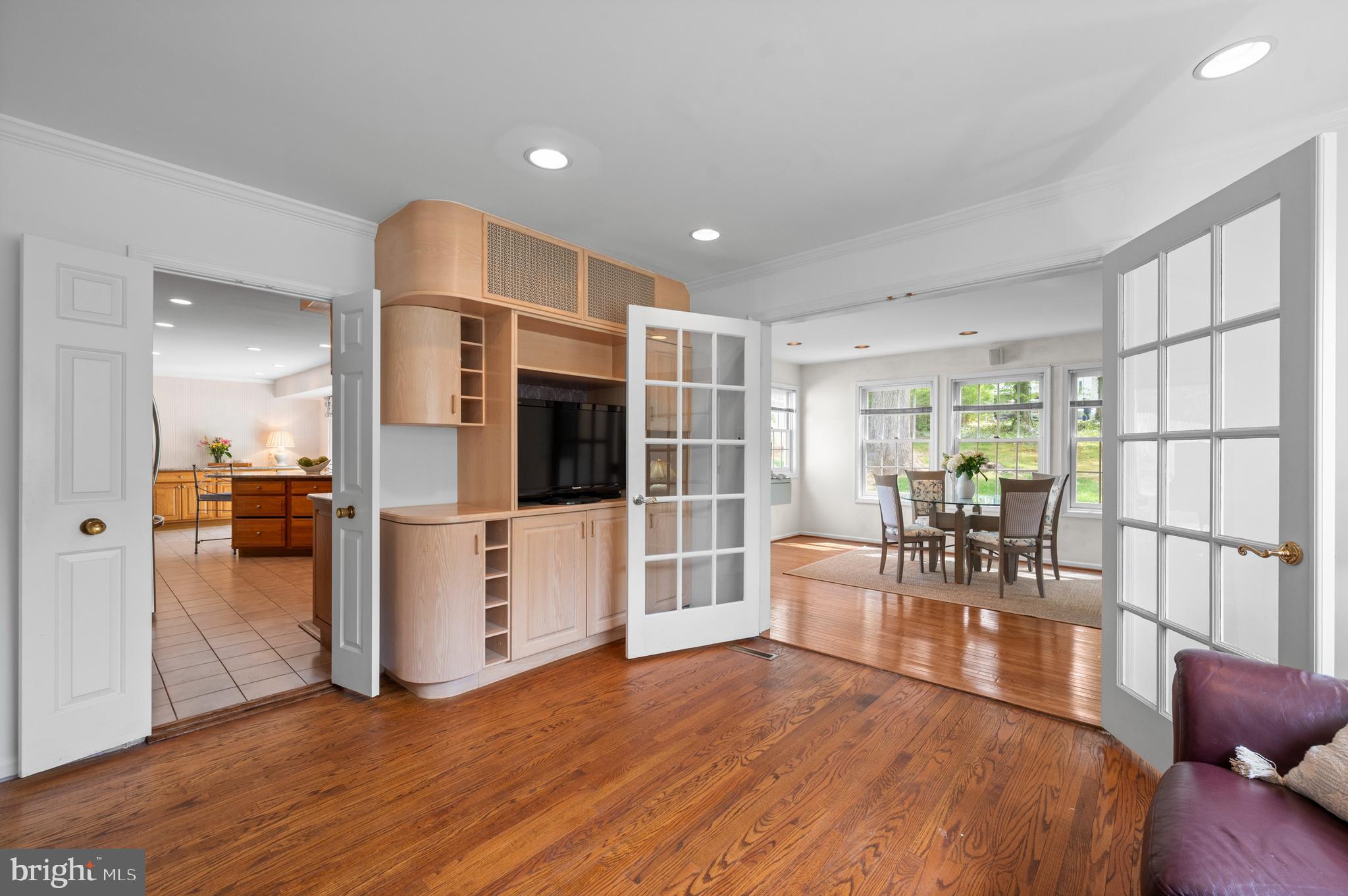 WYNNEWOOD - Residential