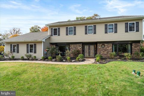 329 SHERWOOD DRIVE YARDLEY PA 19067