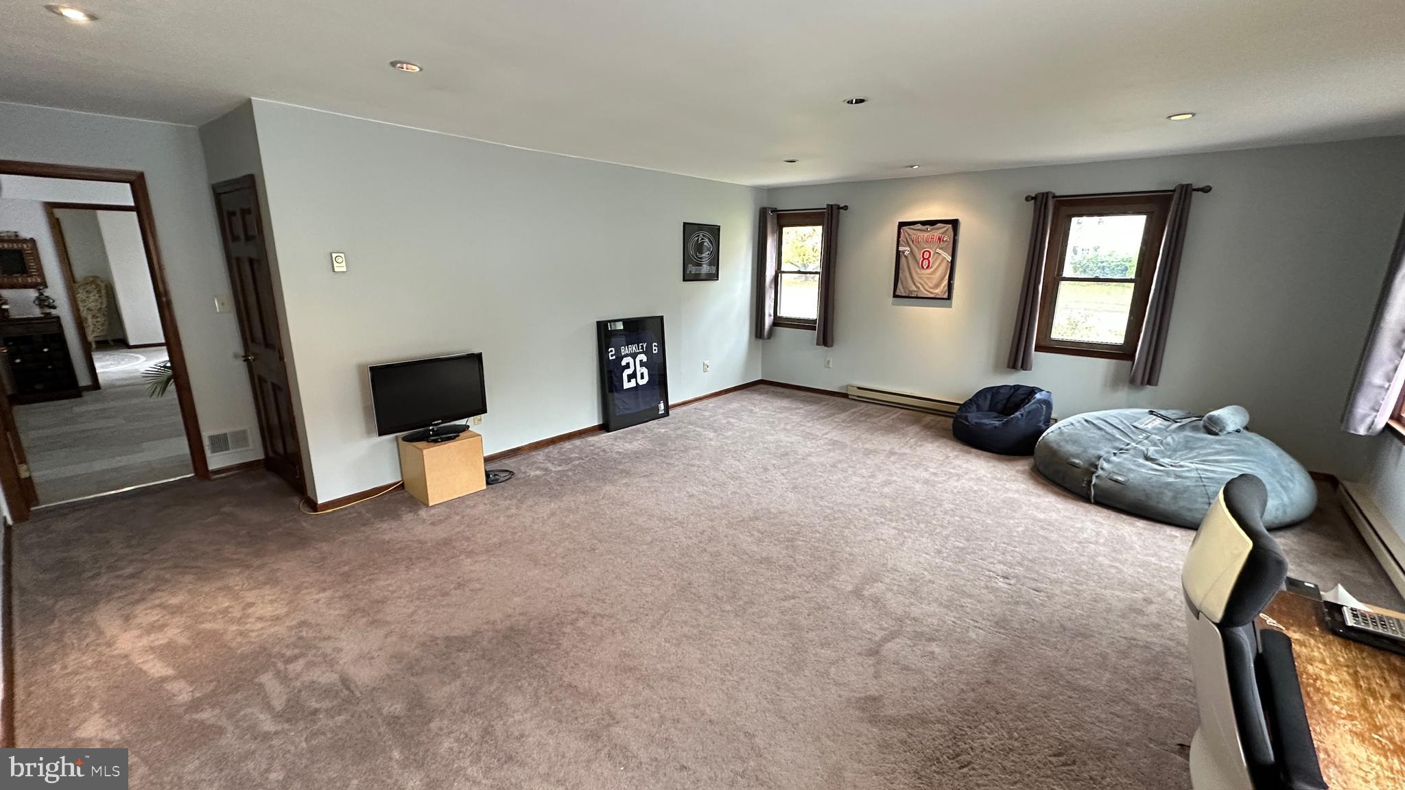 WYNNEWOOD - Residential