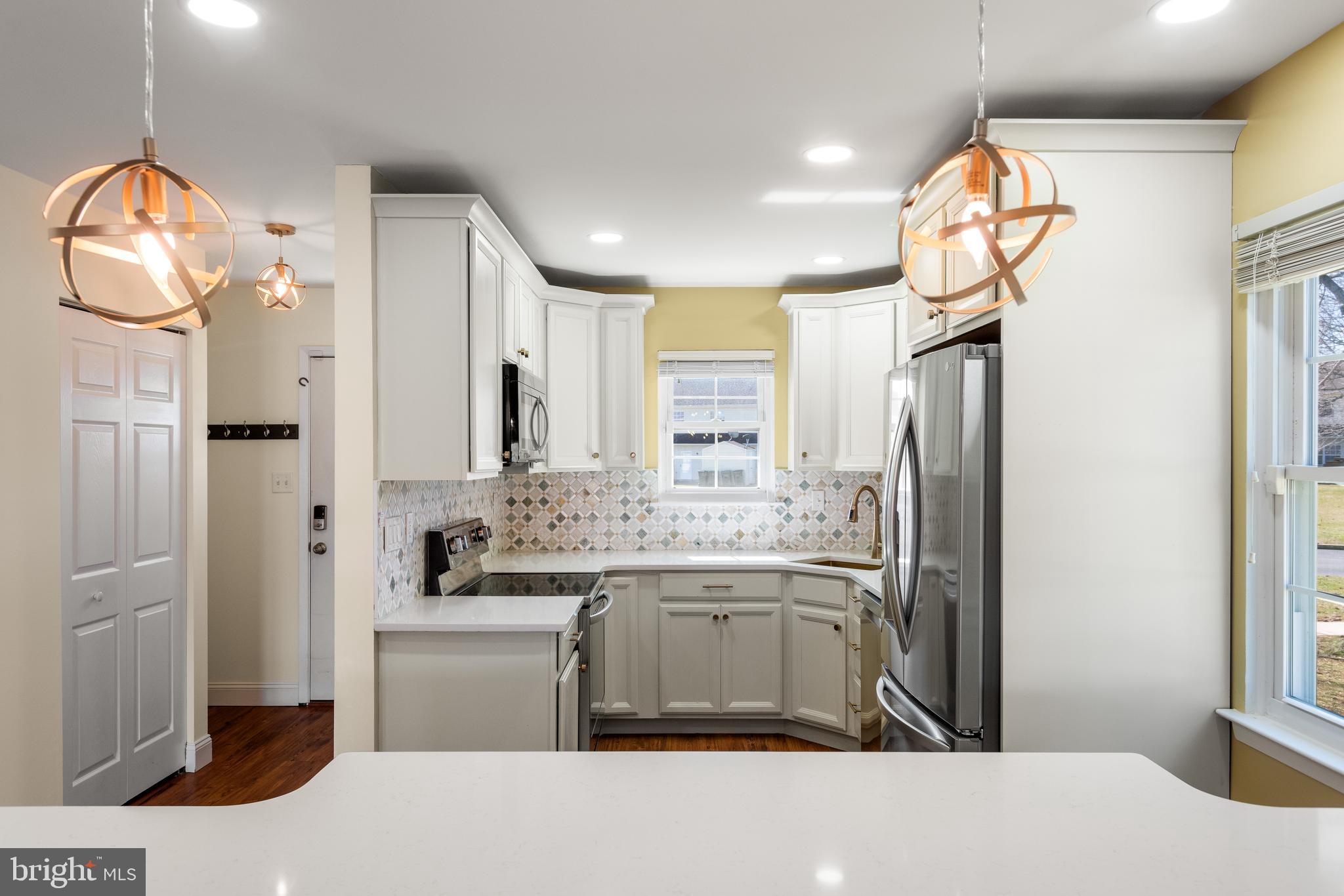 BEAVER RUN KNOLL - Residential