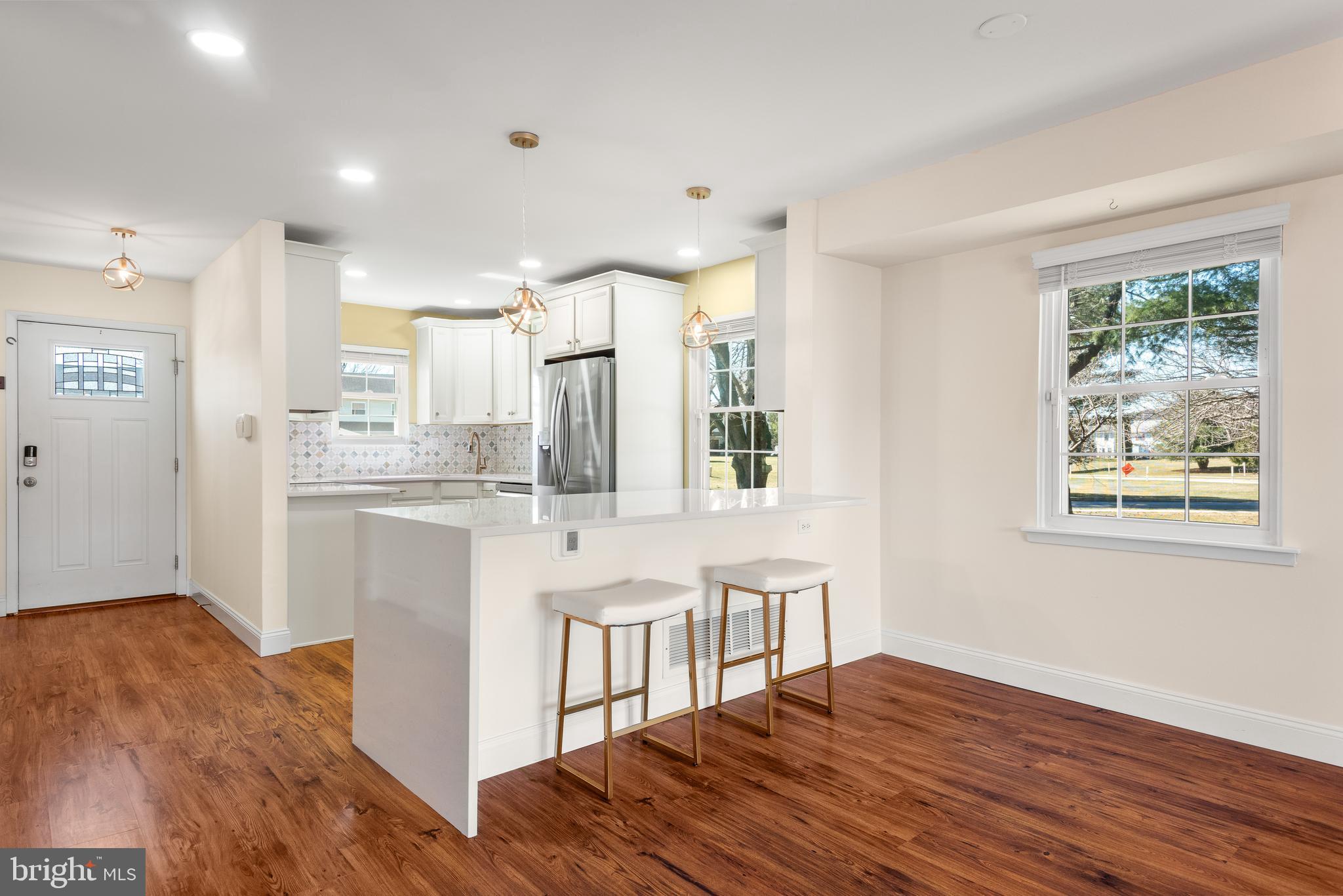 BEAVER RUN KNOLL - Residential