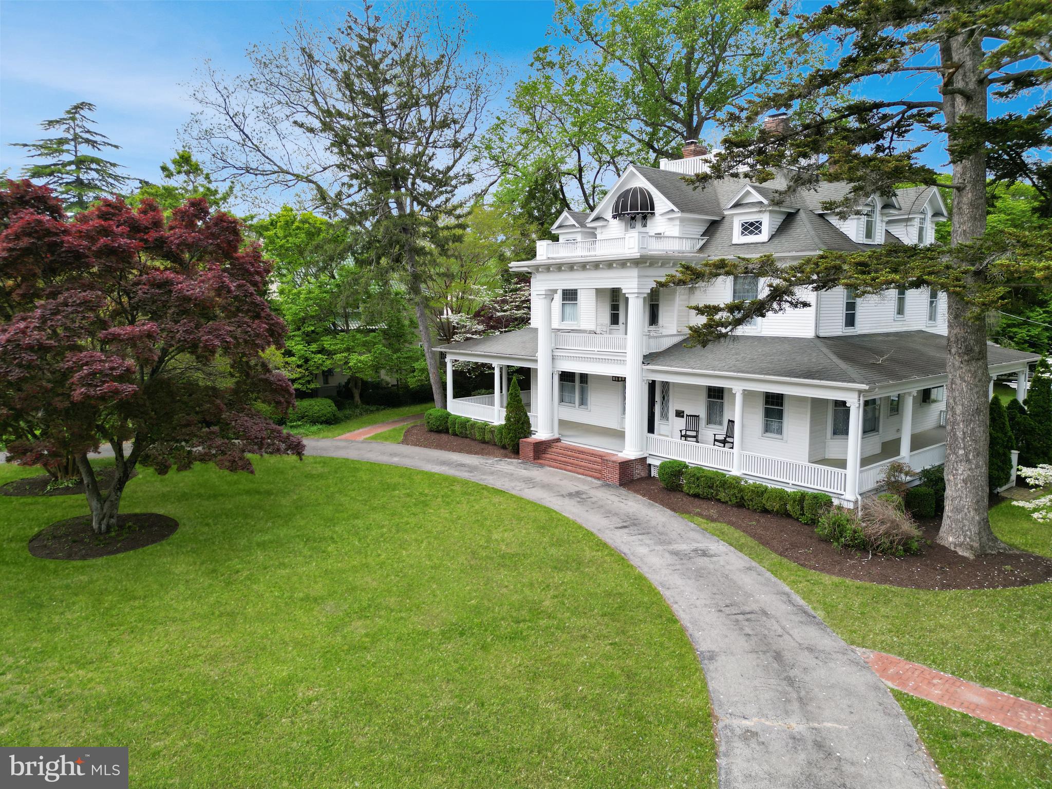 800 CAMDEN AVENUE