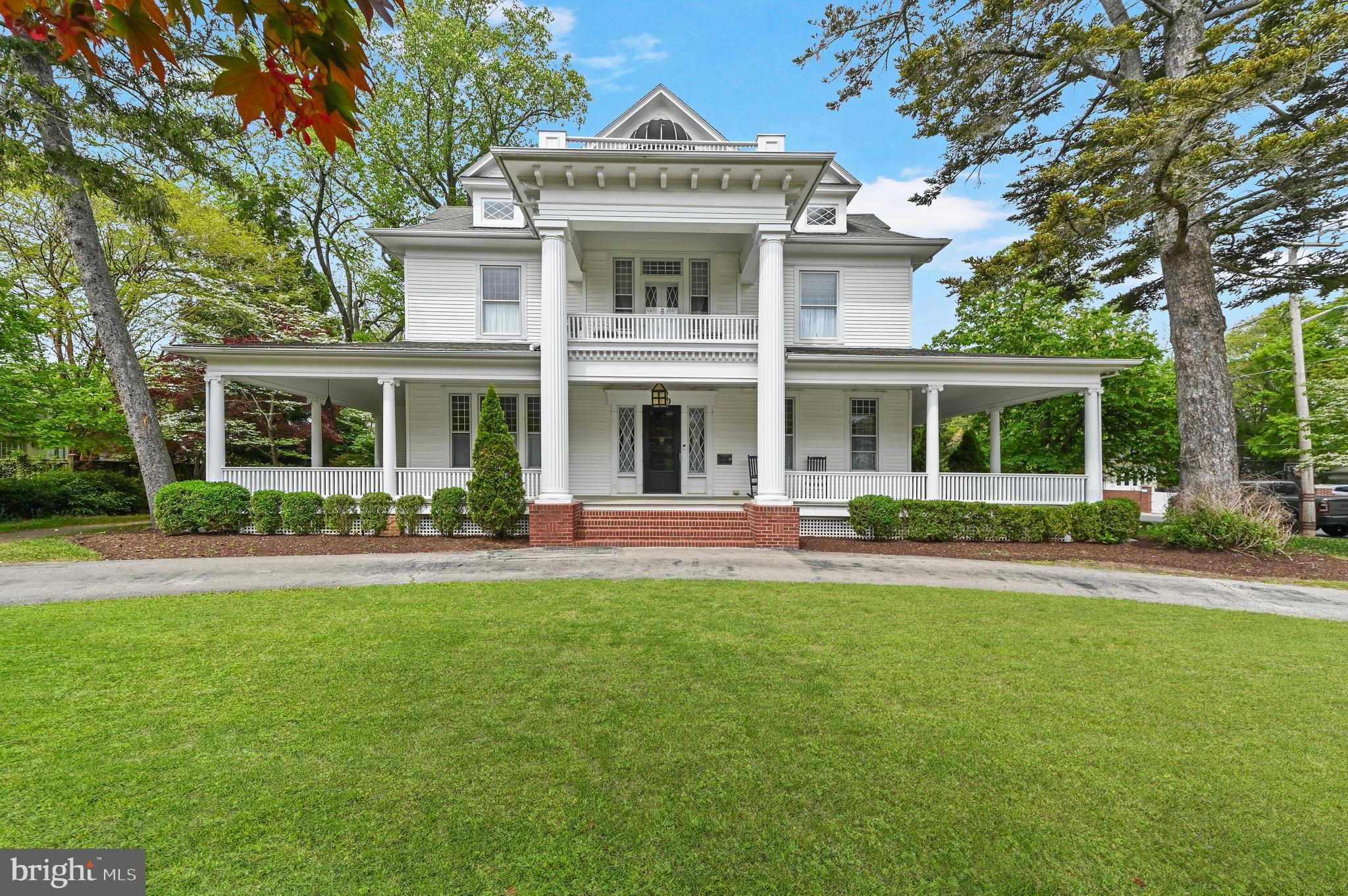 800 CAMDEN AVENUE