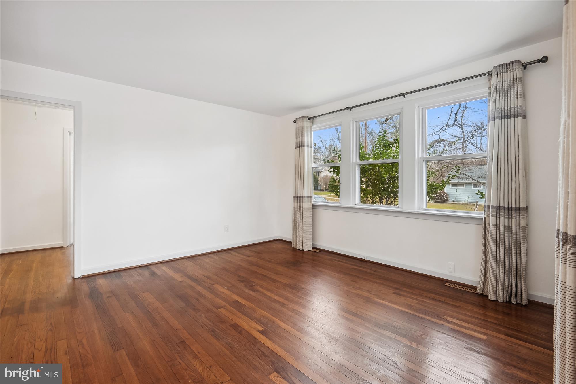 ROCKCREST - Residential Lease