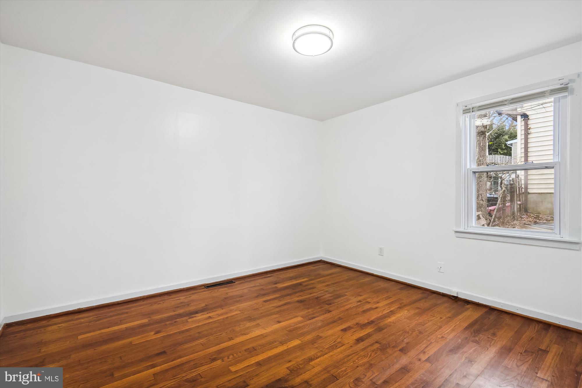 ROCKCREST - Residential Lease