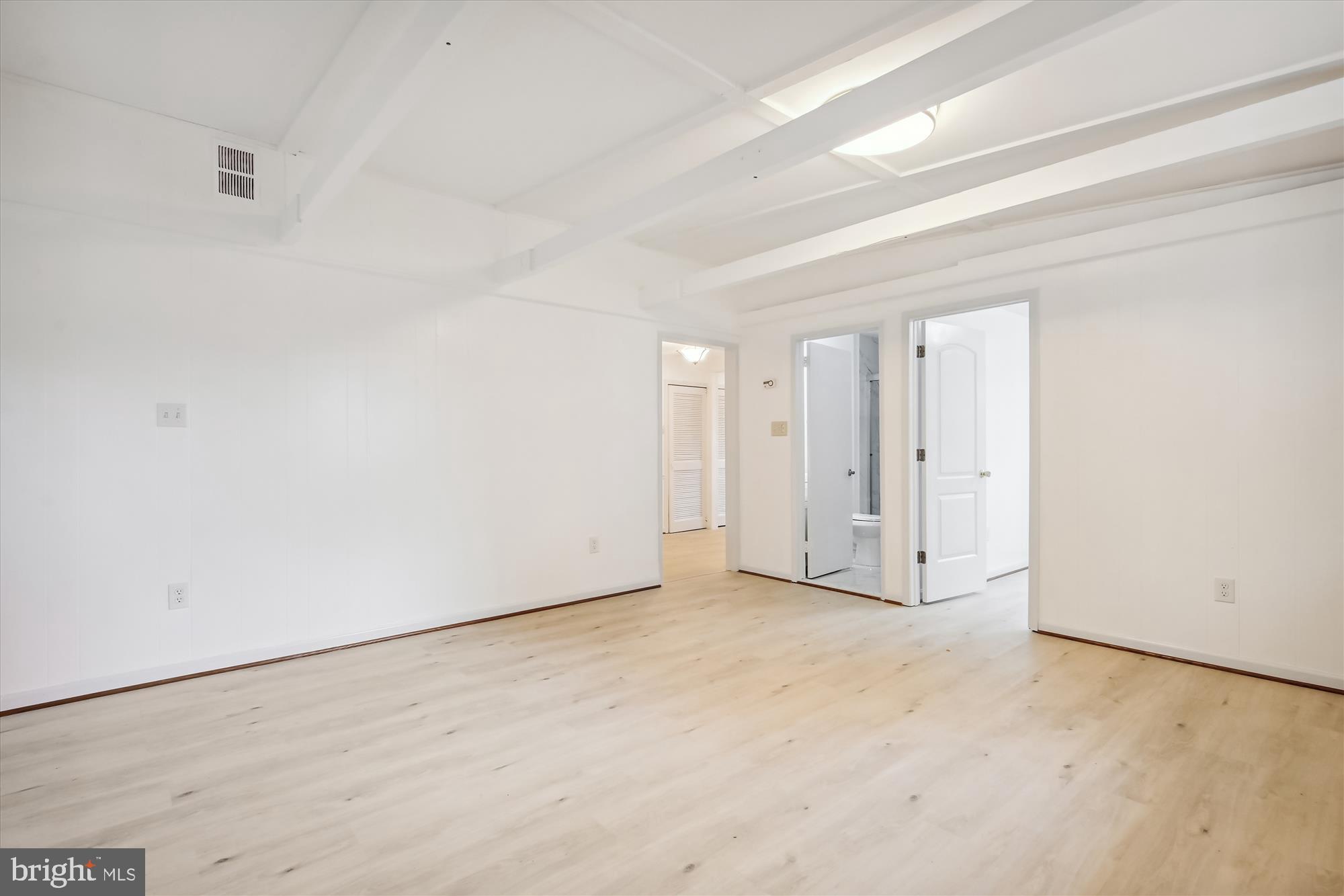 ROCKCREST - Residential Lease