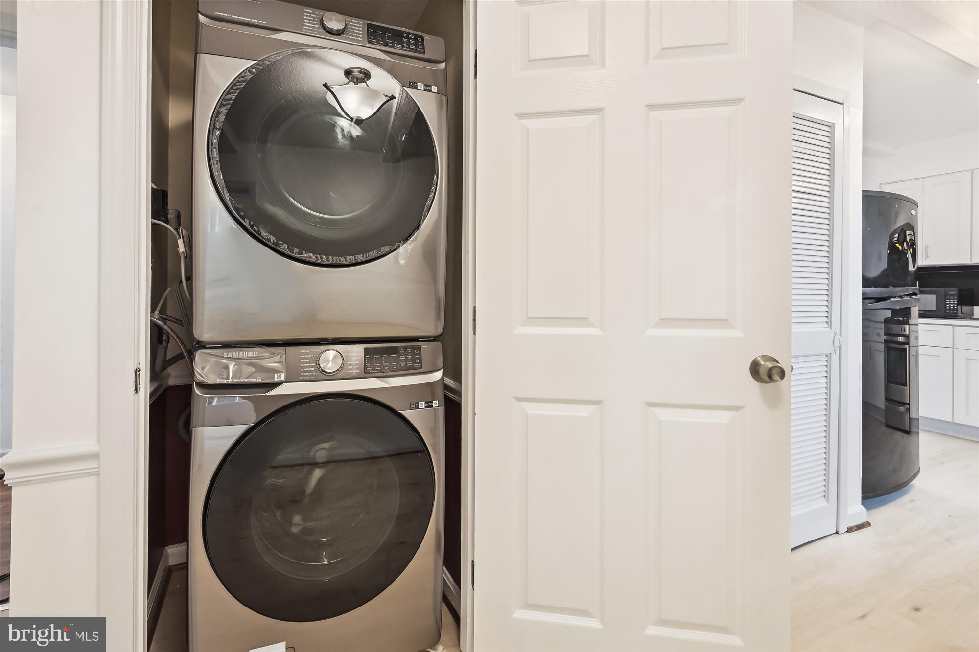 ROCKCREST - Residential Lease