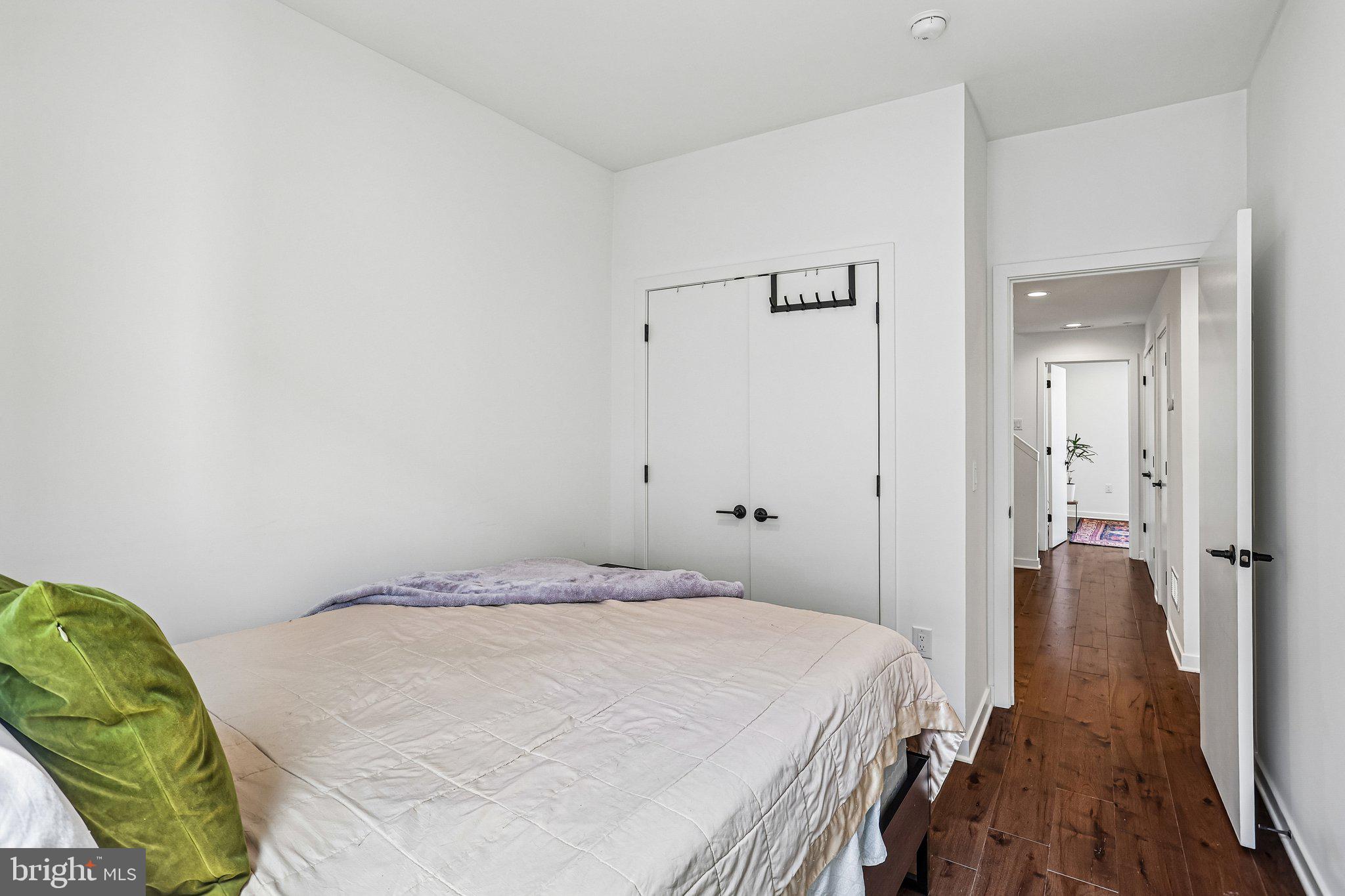 NORTHBANK - Residential