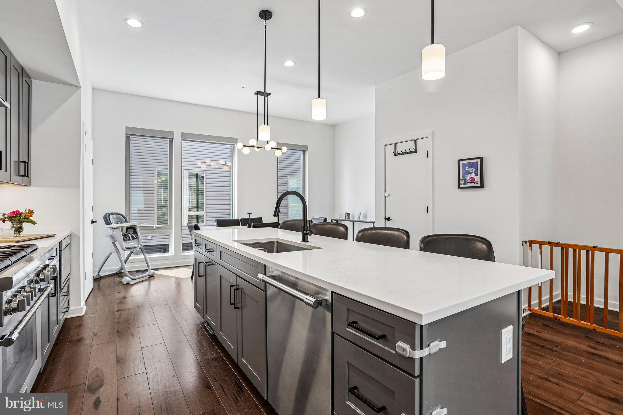 NORTHBANK - Residential