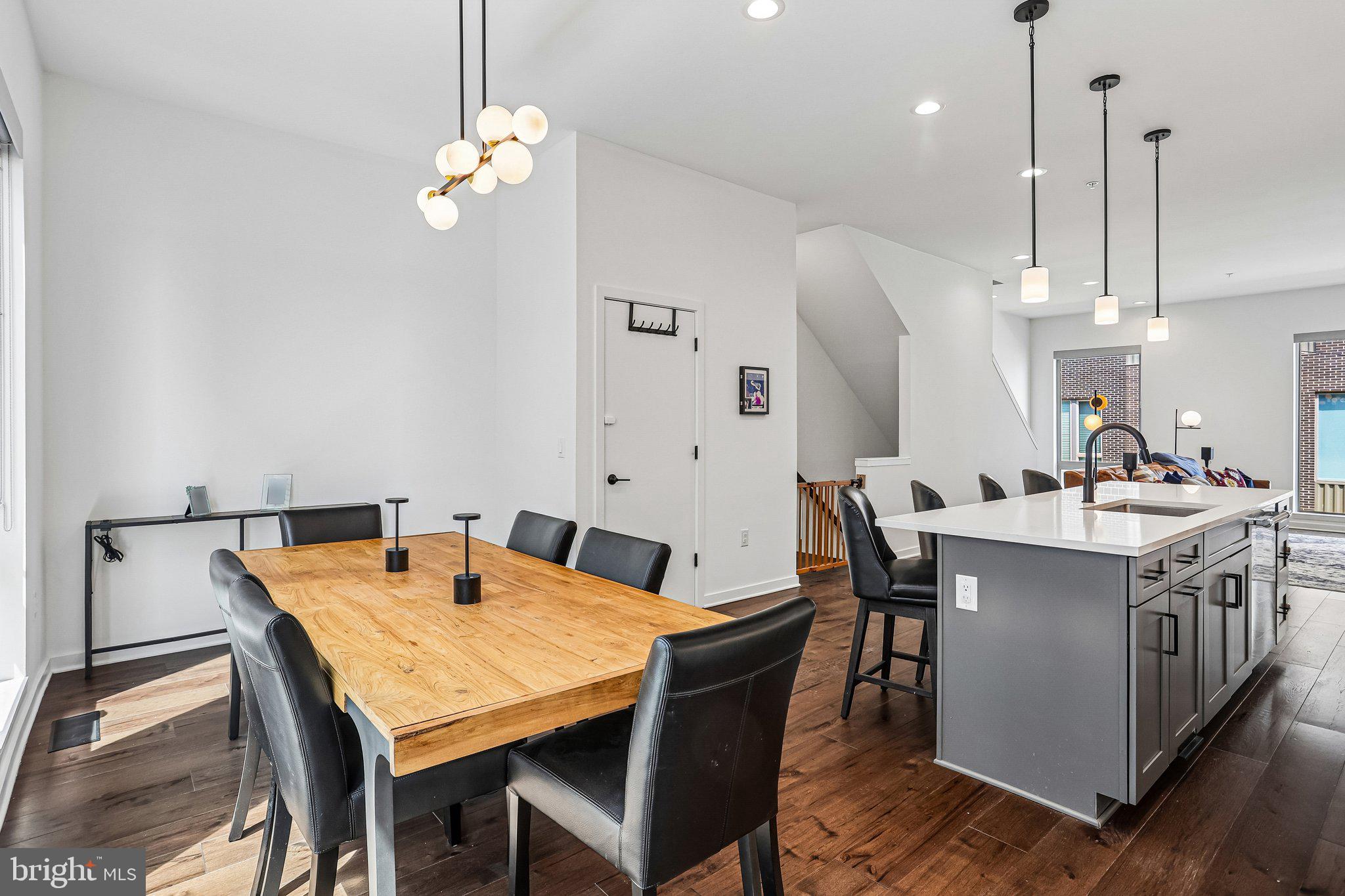 NORTHBANK - Residential