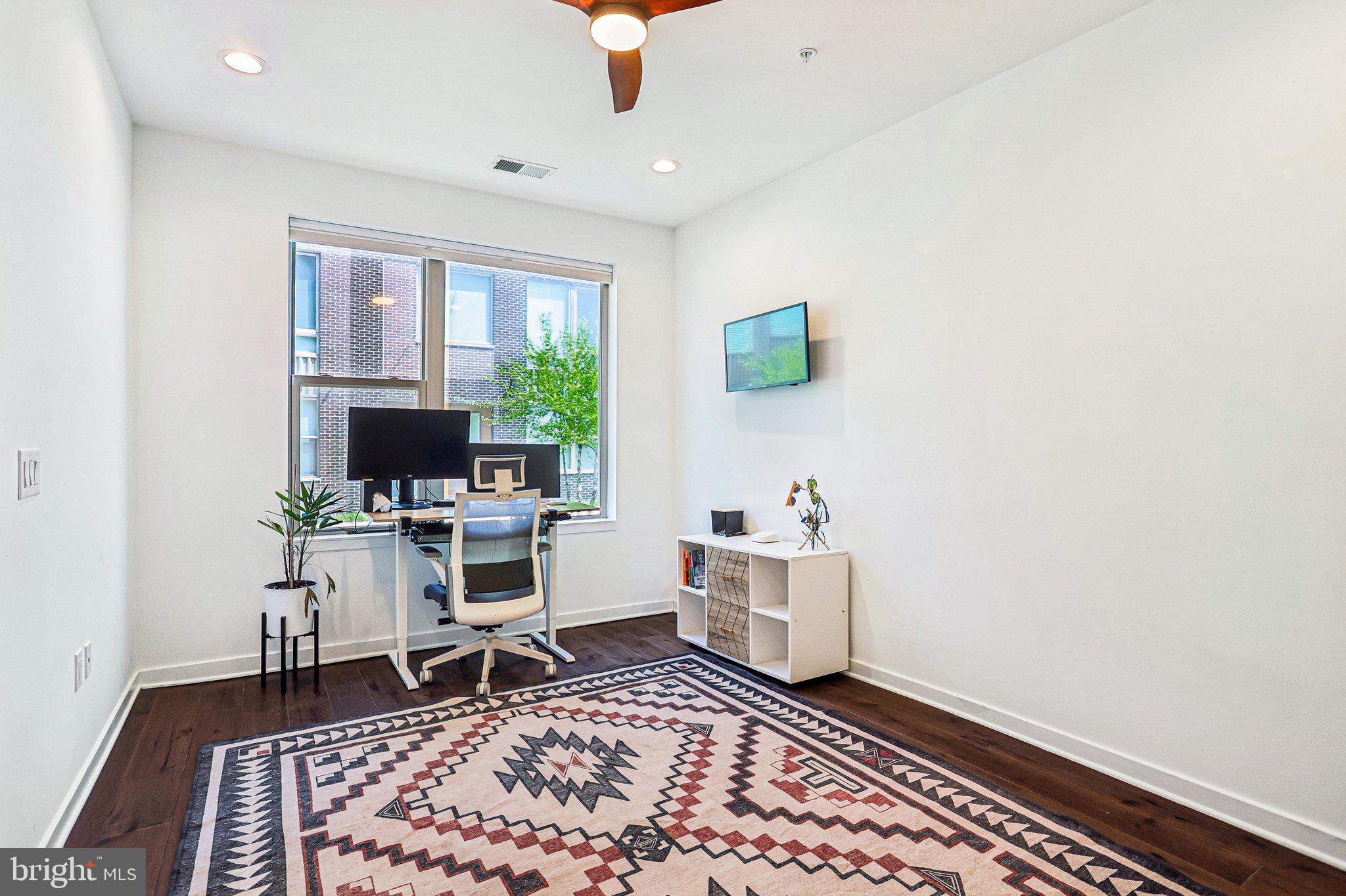 NORTHBANK - Residential