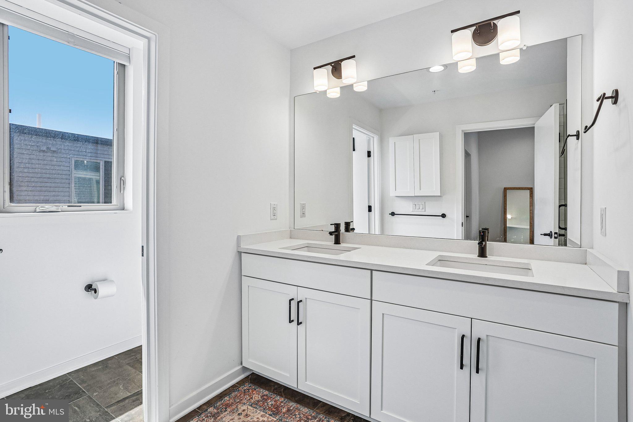 NORTHBANK - Residential