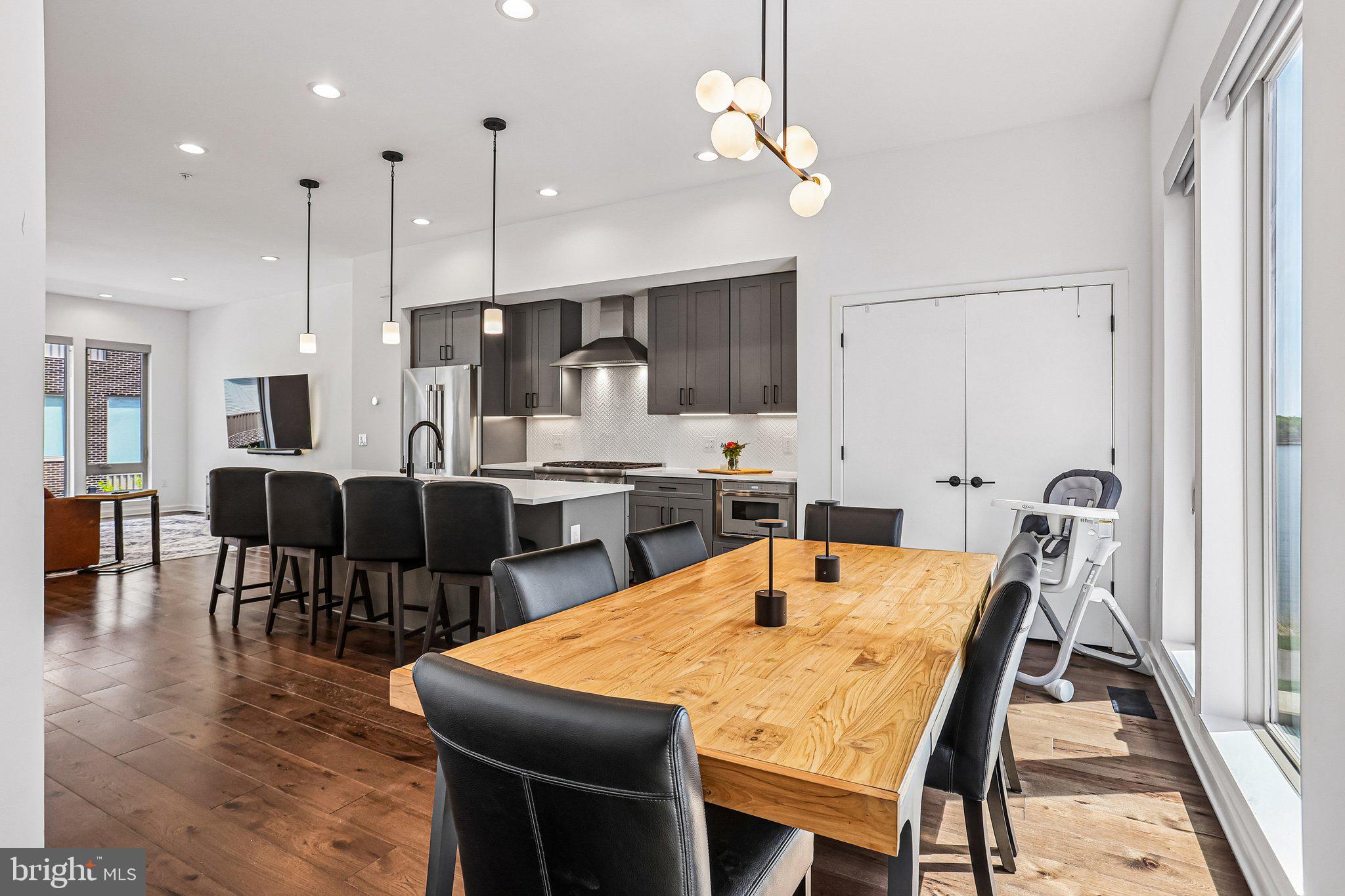 NORTHBANK - Residential