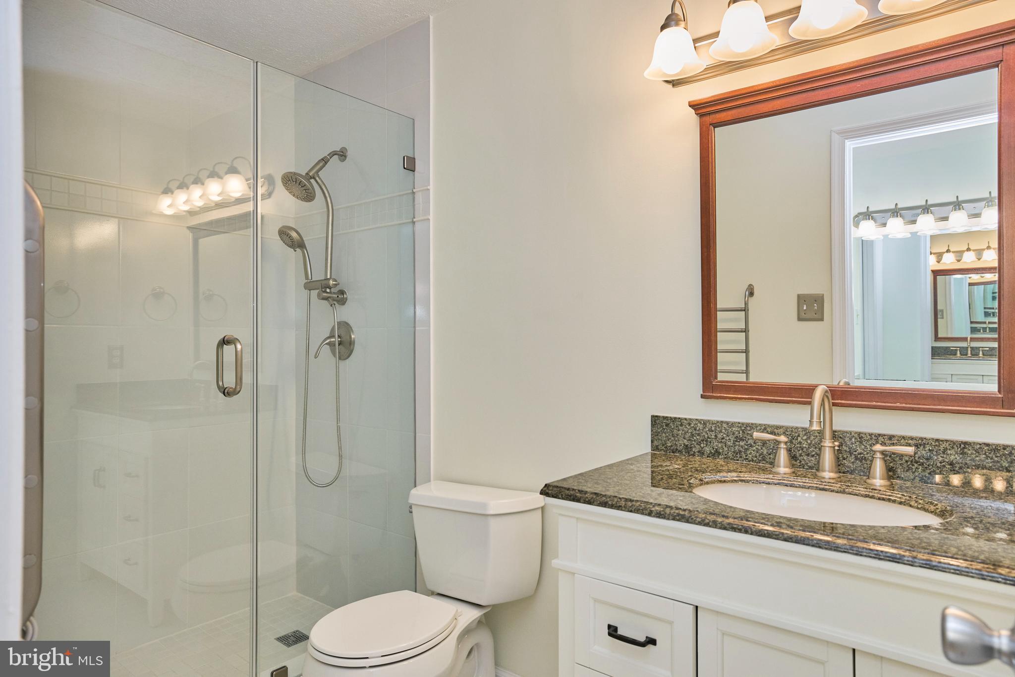 THE OAKTON - Residential