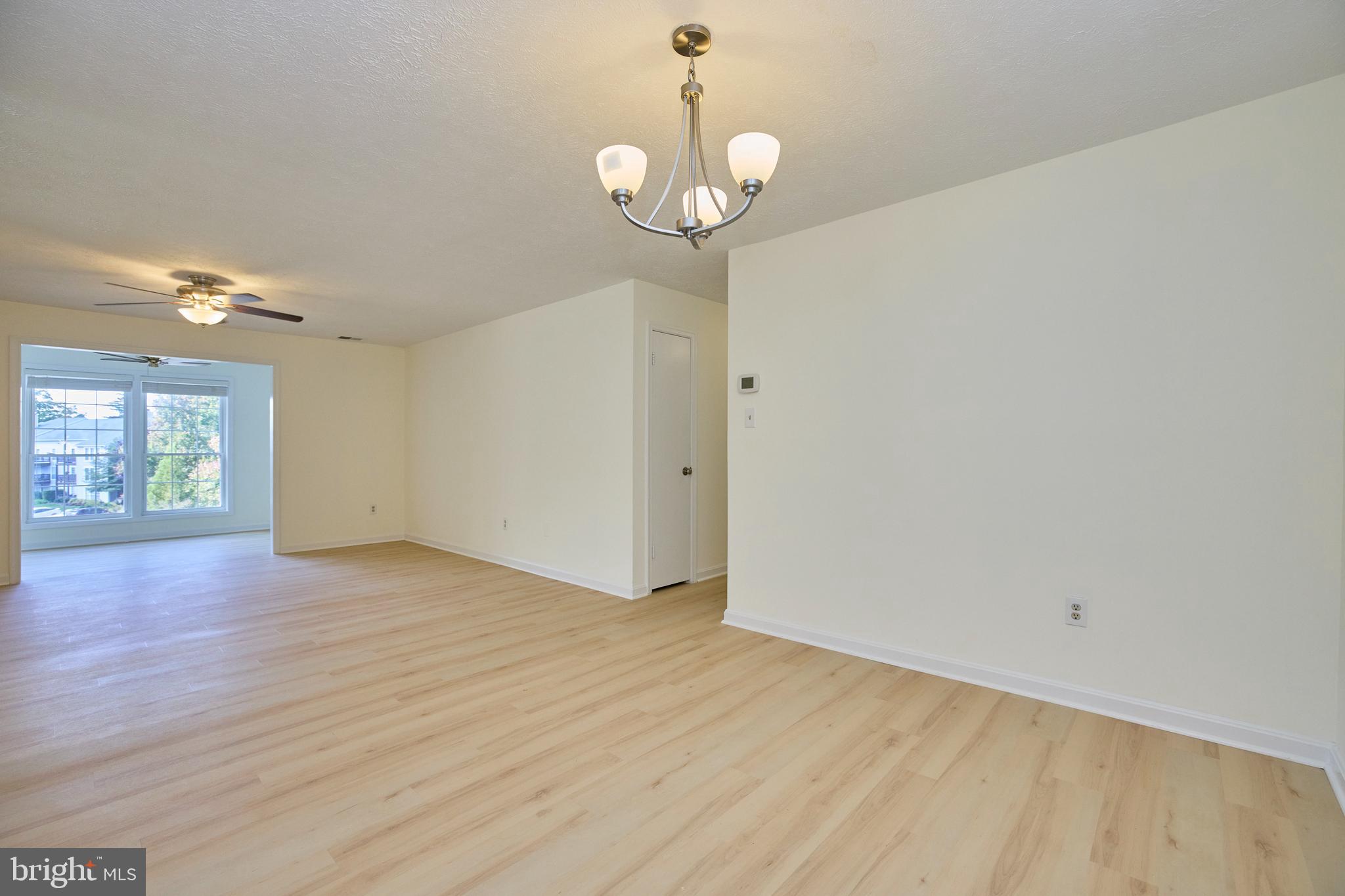 THE OAKTON - Residential