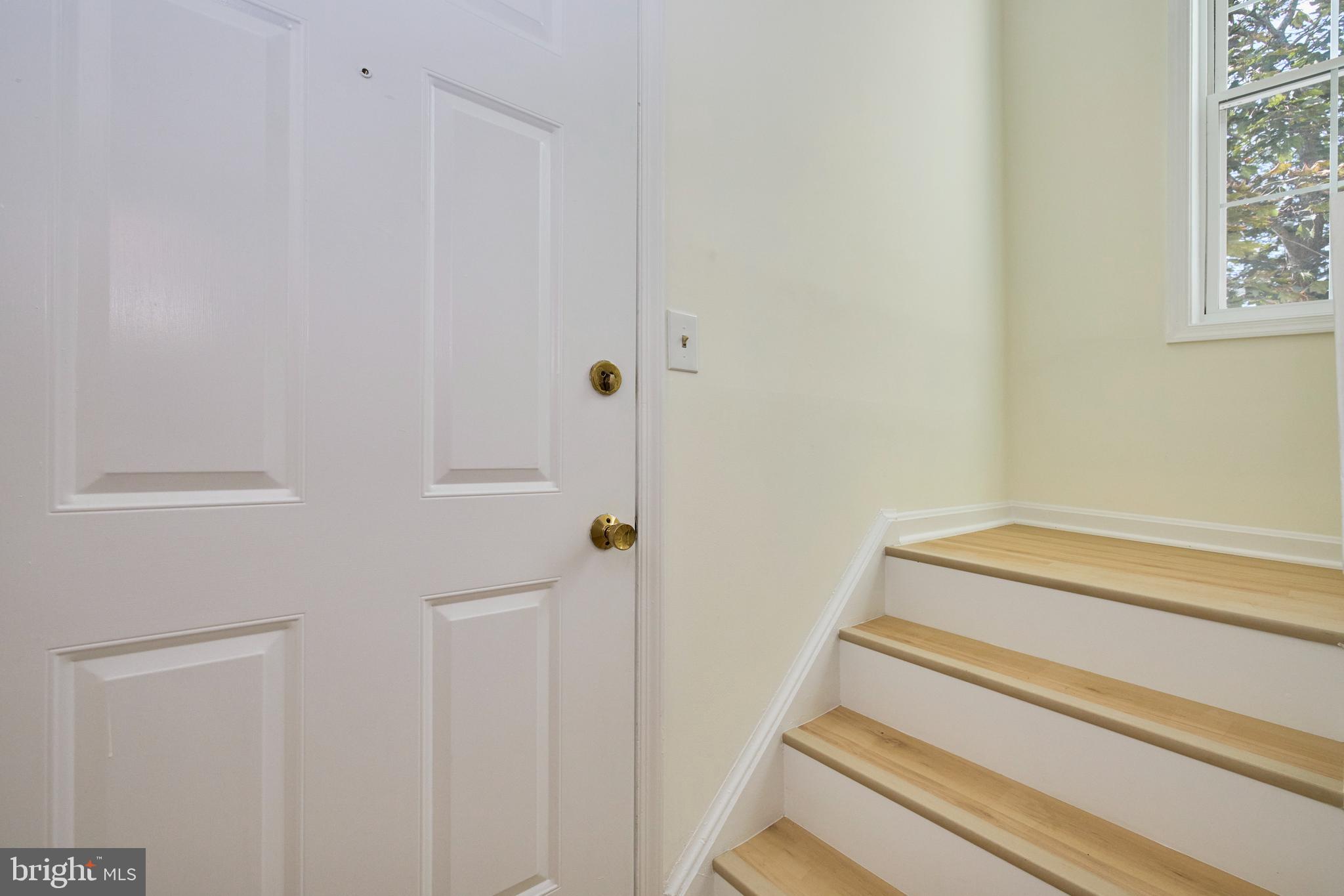 THE OAKTON - Residential