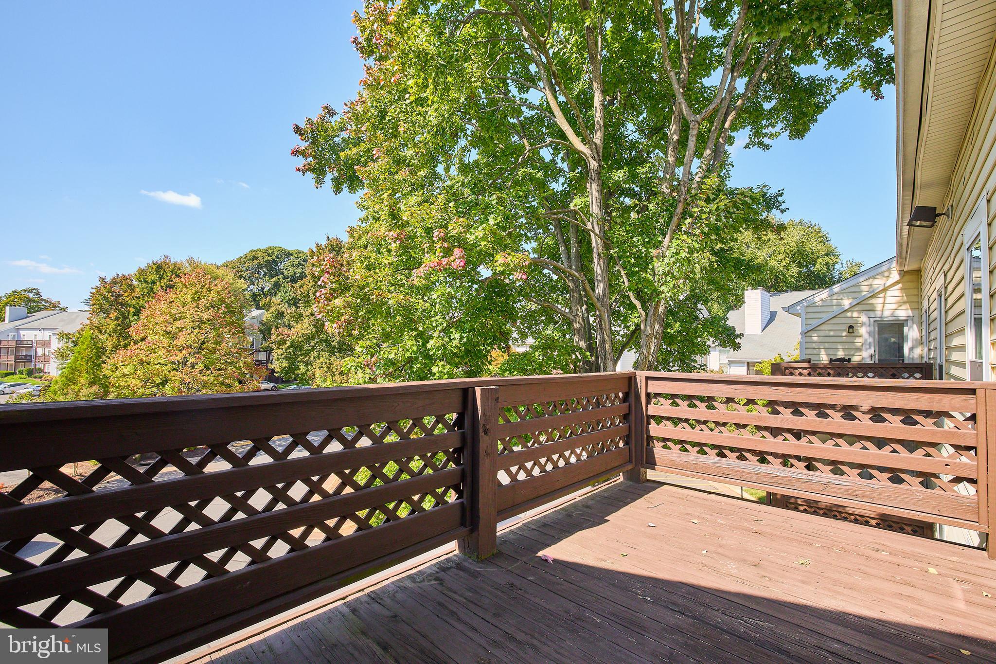 THE OAKTON - Residential