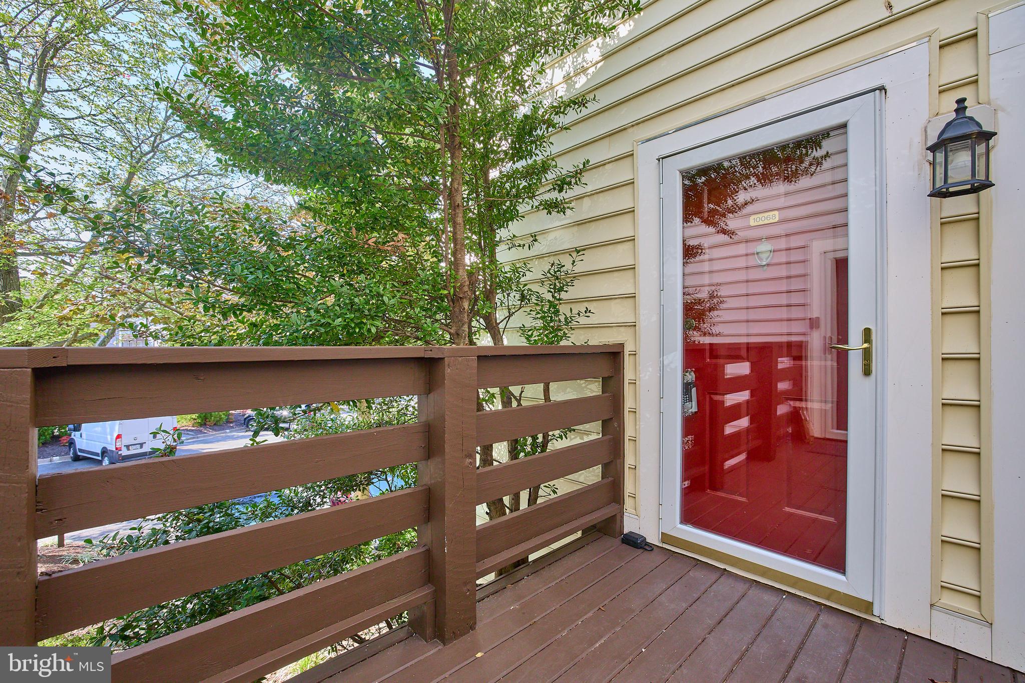 THE OAKTON - Residential