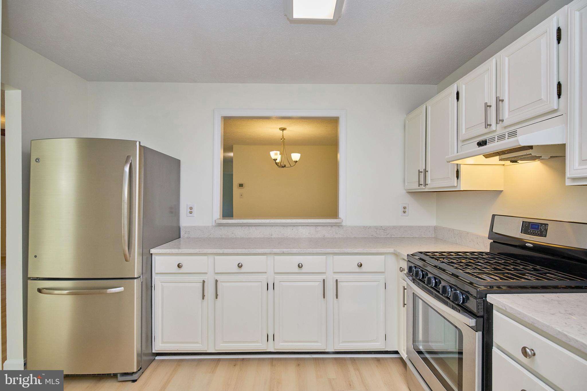 THE OAKTON - Residential