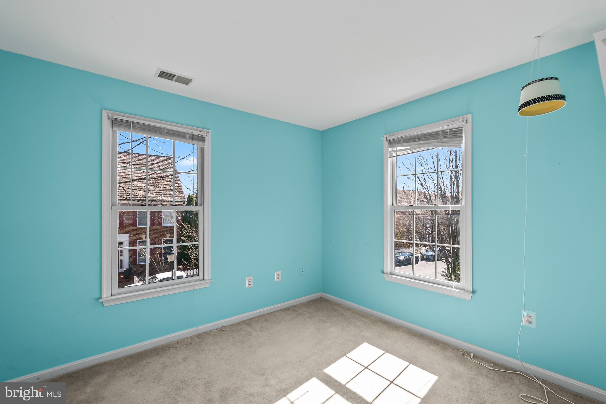 KENTLANDS - Residential