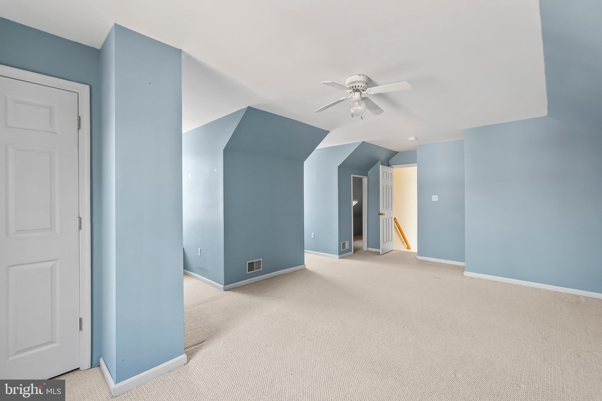 KENTLANDS - Residential