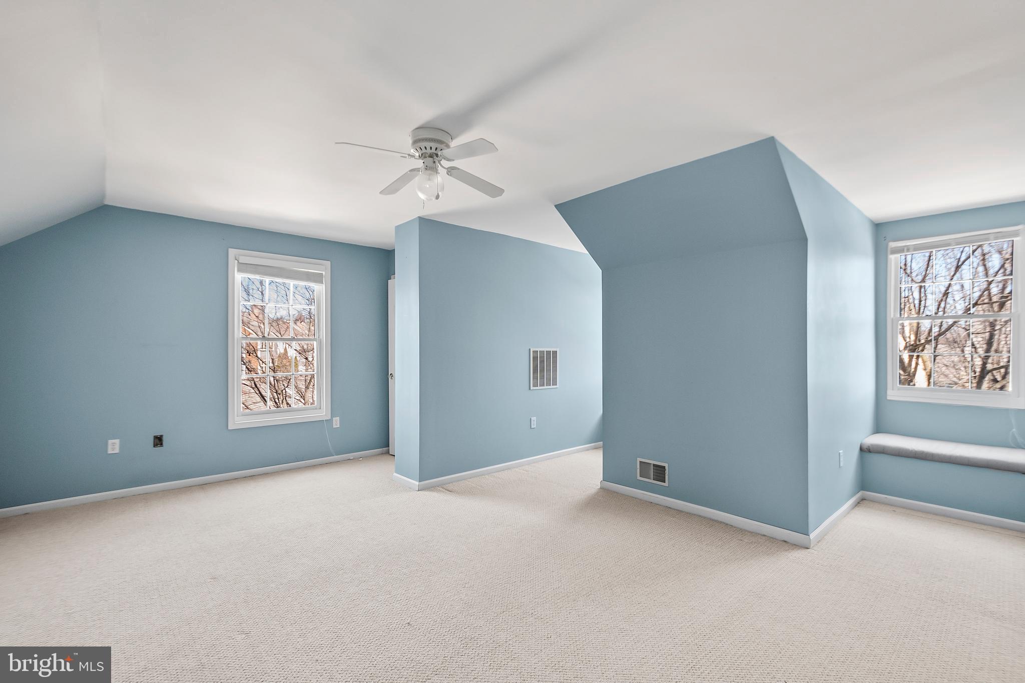 KENTLANDS - Residential