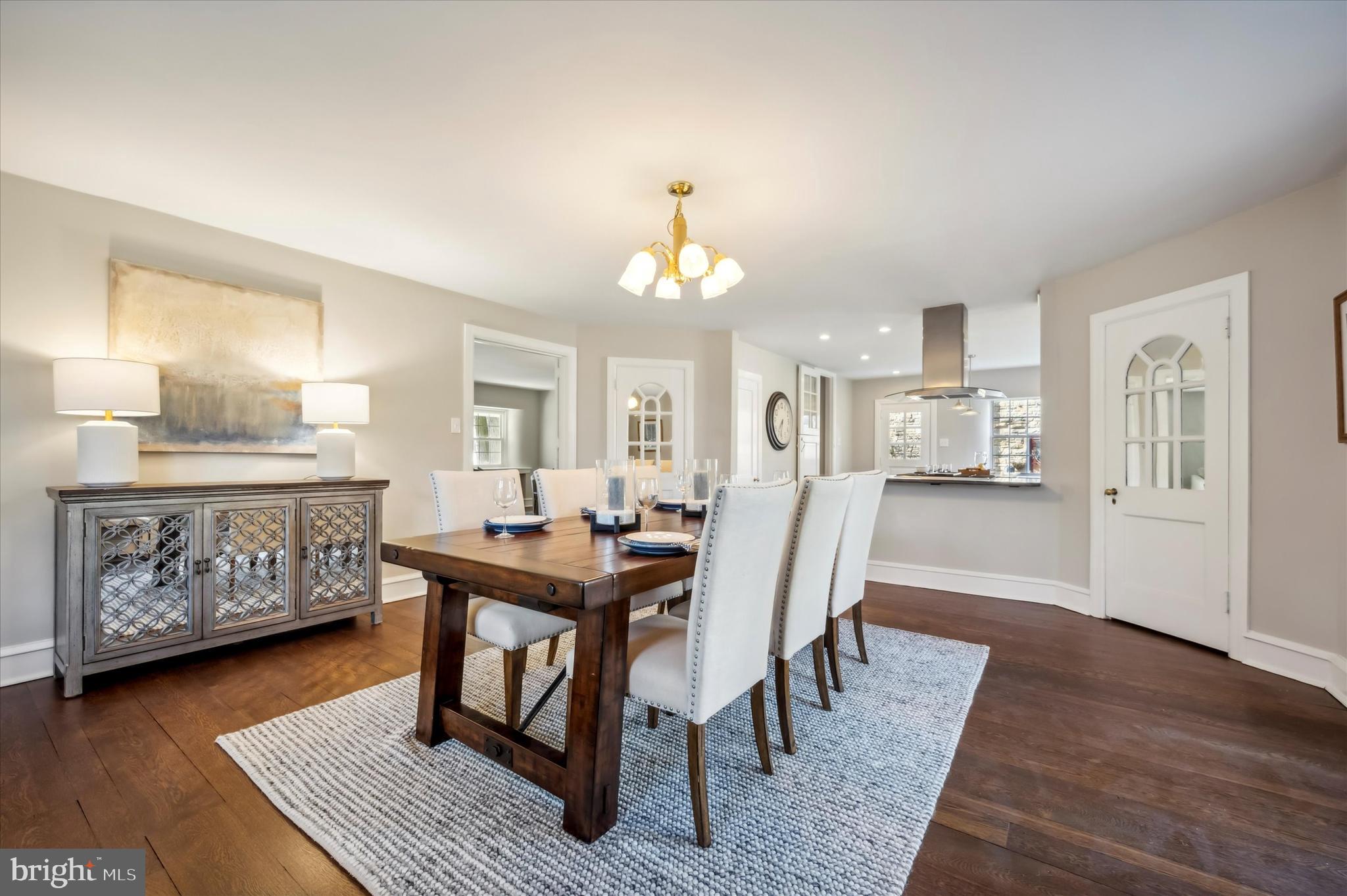 WYNNEWOOD PARK - Residential