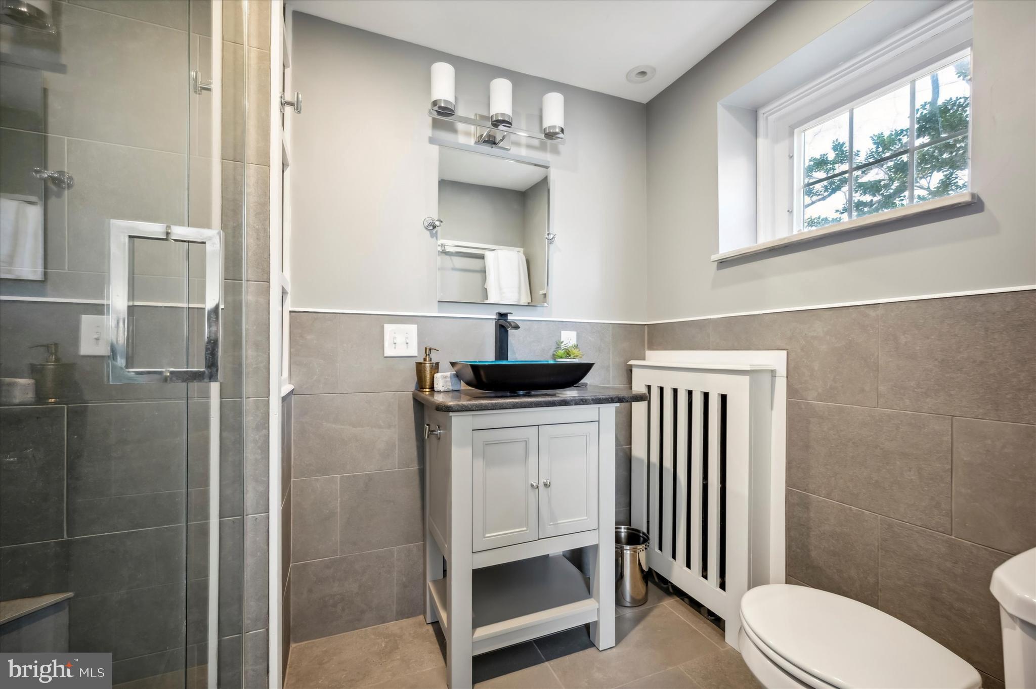 WYNNEWOOD PARK - Residential