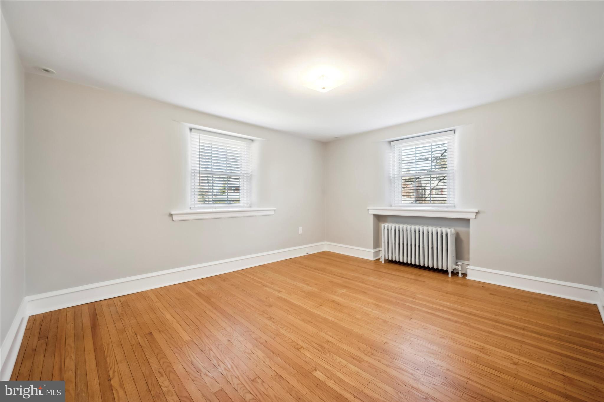 WYNNEWOOD PARK - Residential